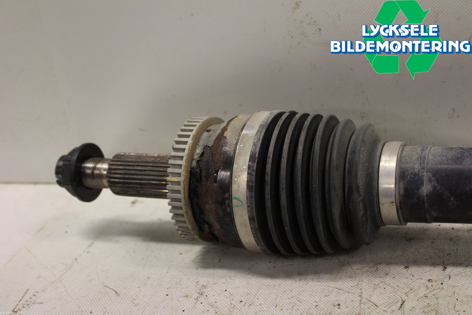 Kia OPTIMA 16-20 Drivaxel Fram Höger