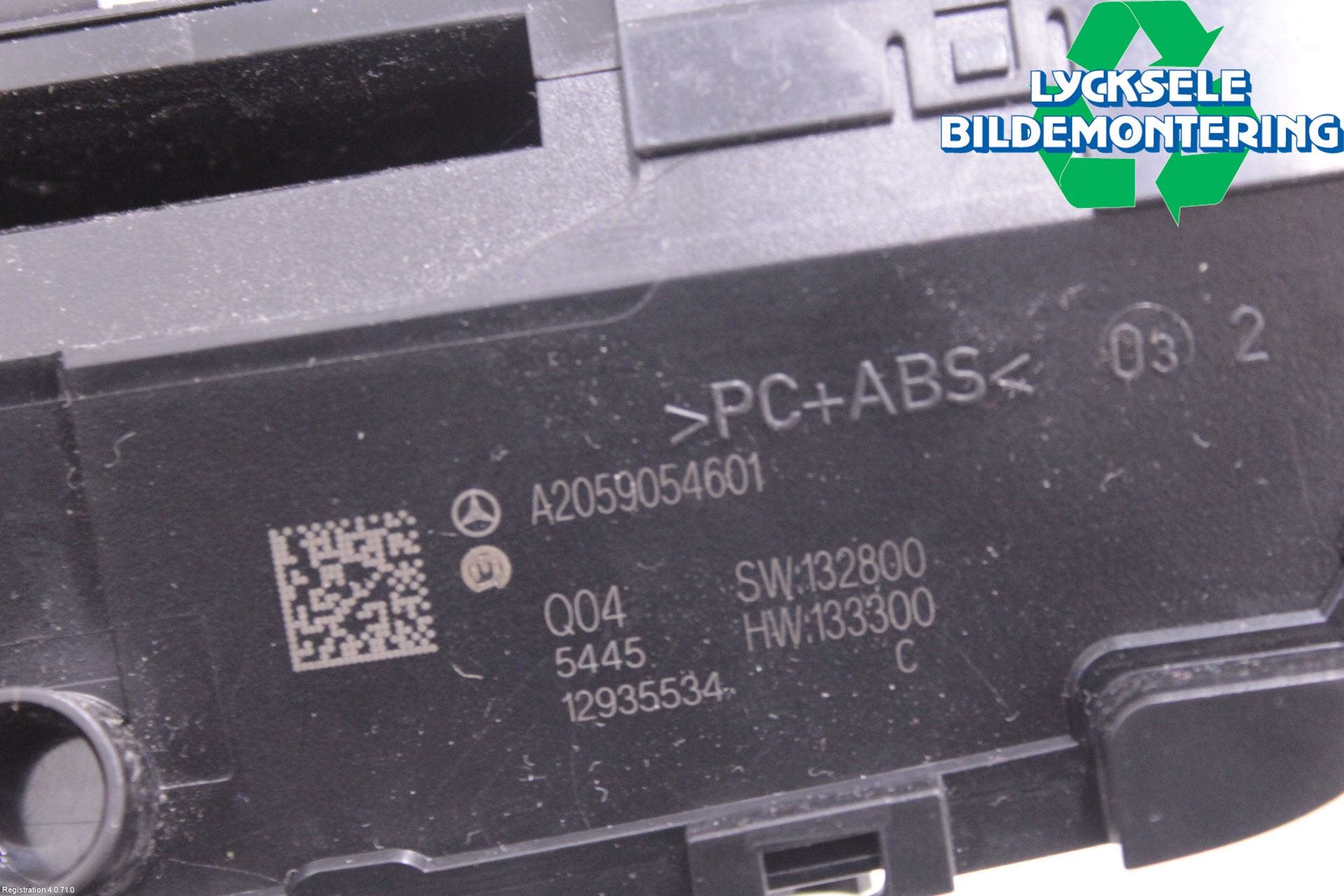 Mercedes-Benz MB C-KLASS (W205) 14-21 Cd Radio - Multimediapanel