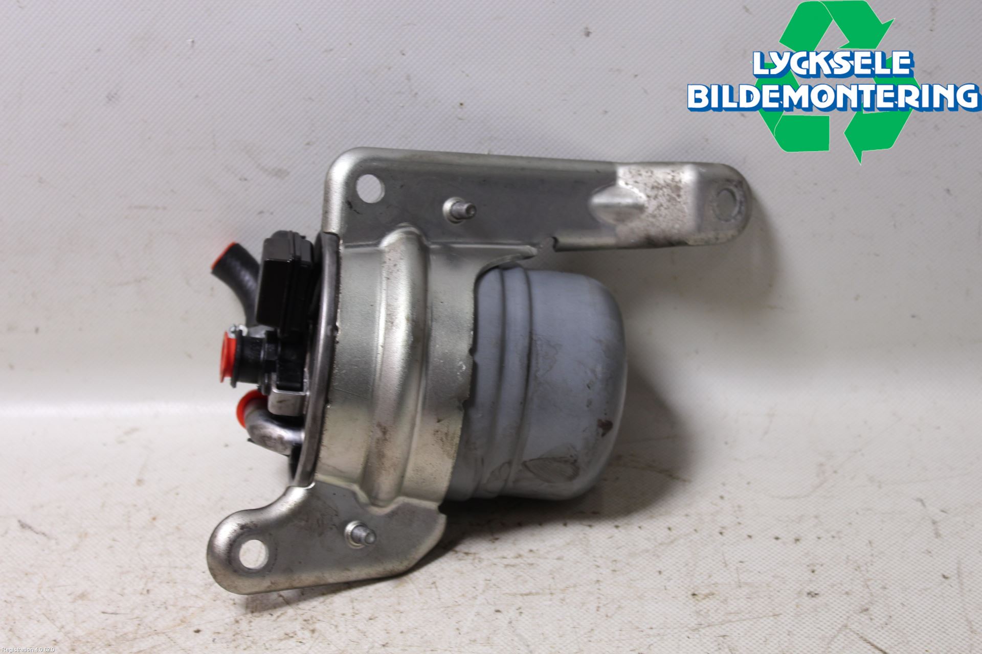 Mercedes-Benz MB SPRINTER (W906) 06-18 Bränslefilter-Hållare