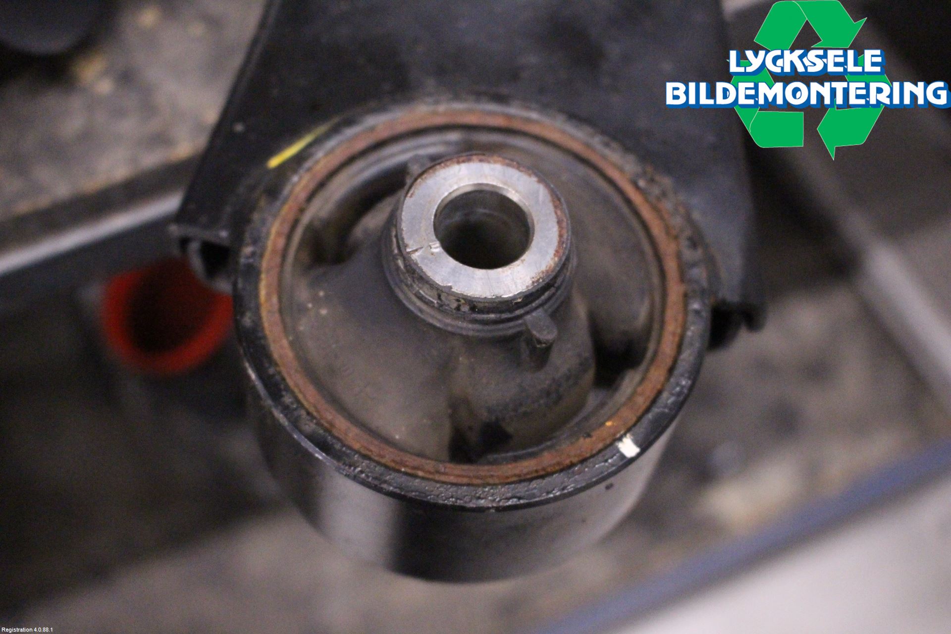 Kia SORENTO 21- Bärarm Fram Undre Vä