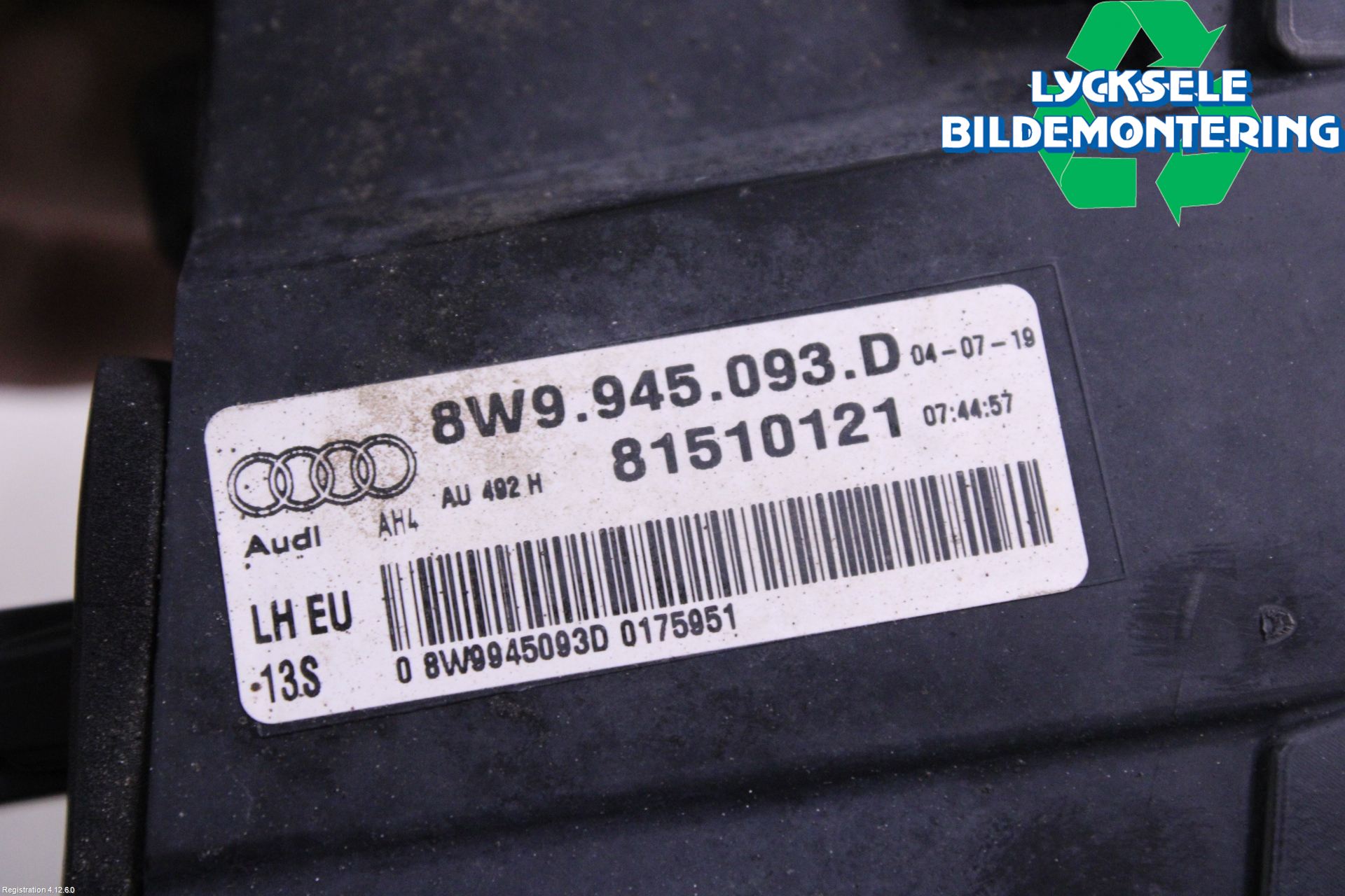 Audi A4/S4 B9 20- Bakljus Lucka Vä