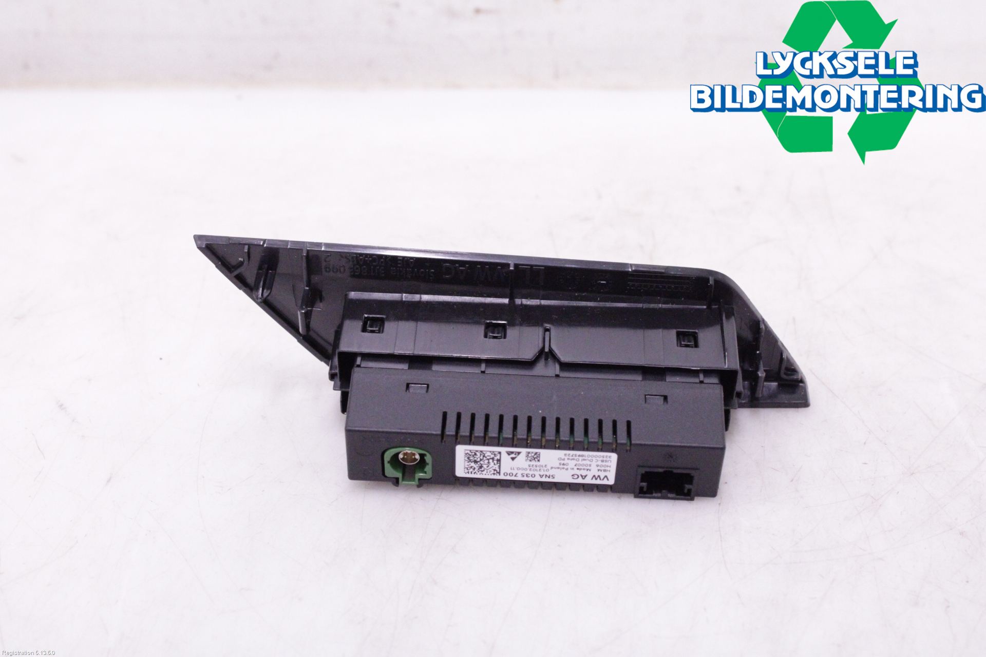 Volkswagen VW PASSAT 24- Usb Connection
