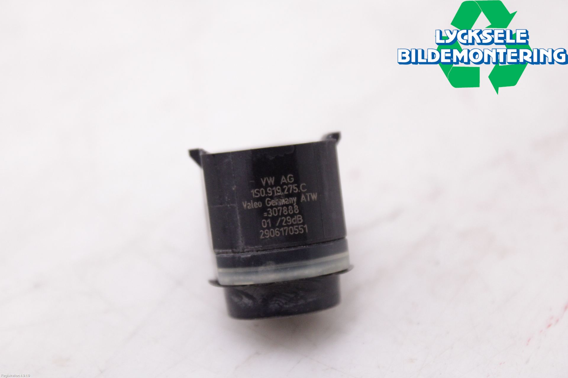 Audi A6 ALLROAD 12-18 Parkeringshjälp Frontsensor