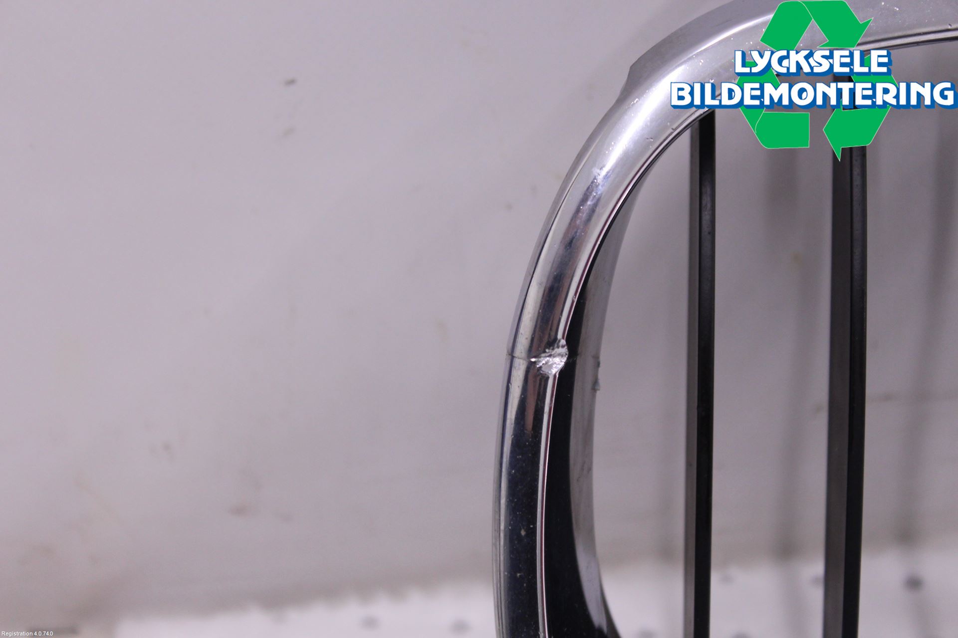 BMW 5 E60/61 Sed/Tou 02-10 Grilldel Vänster