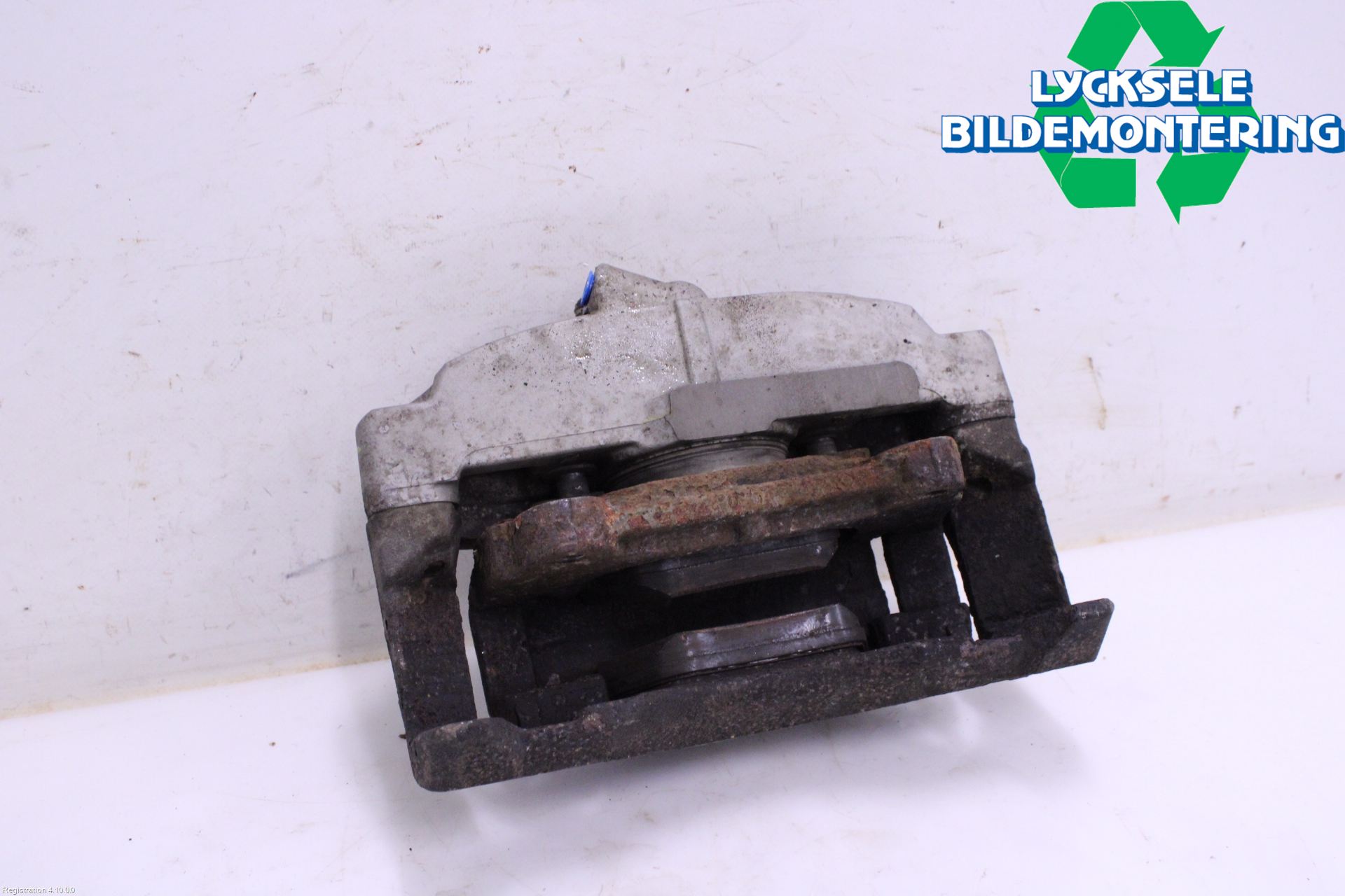 Volvo XC70 14-16 Bromsok Fram Vänster