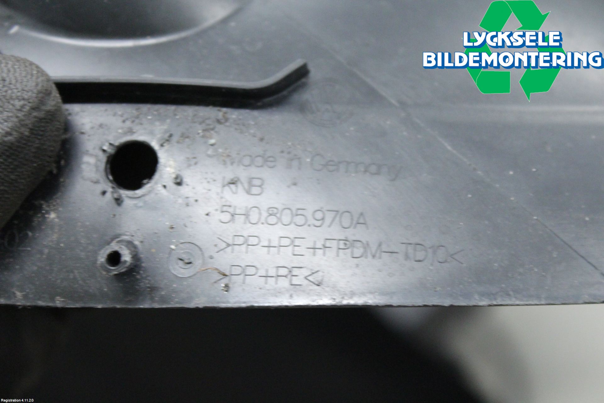 Volkswagen VW GOLF / E-GOLF VIII 20- Skärm Inner