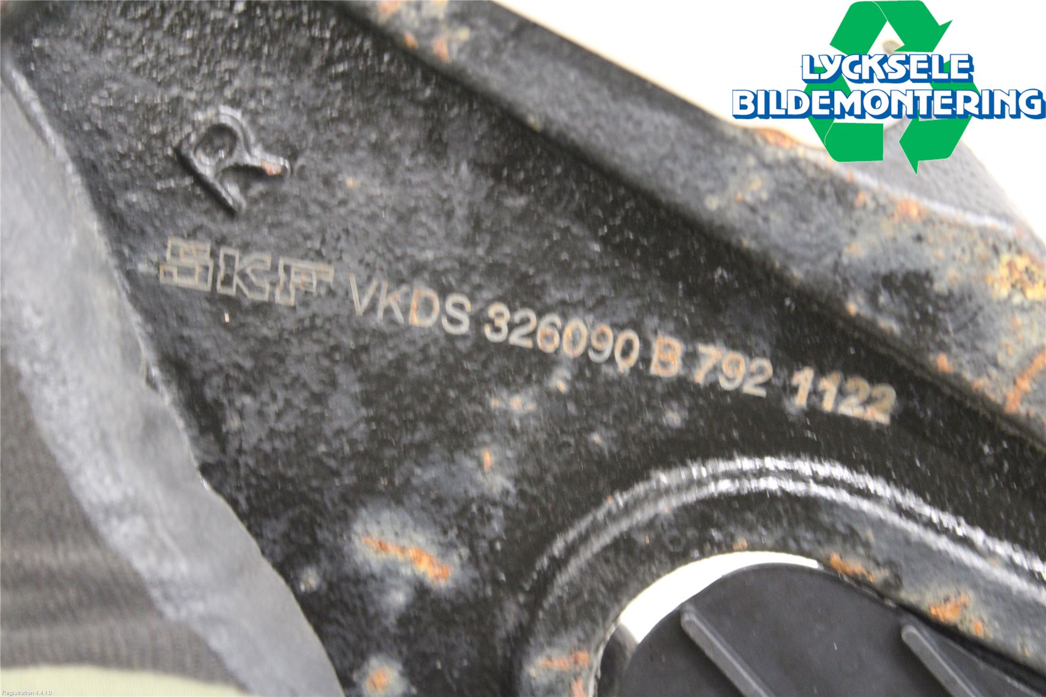 Mitsubishi LANCER  03-07 Bärarm Fram Undre Hö