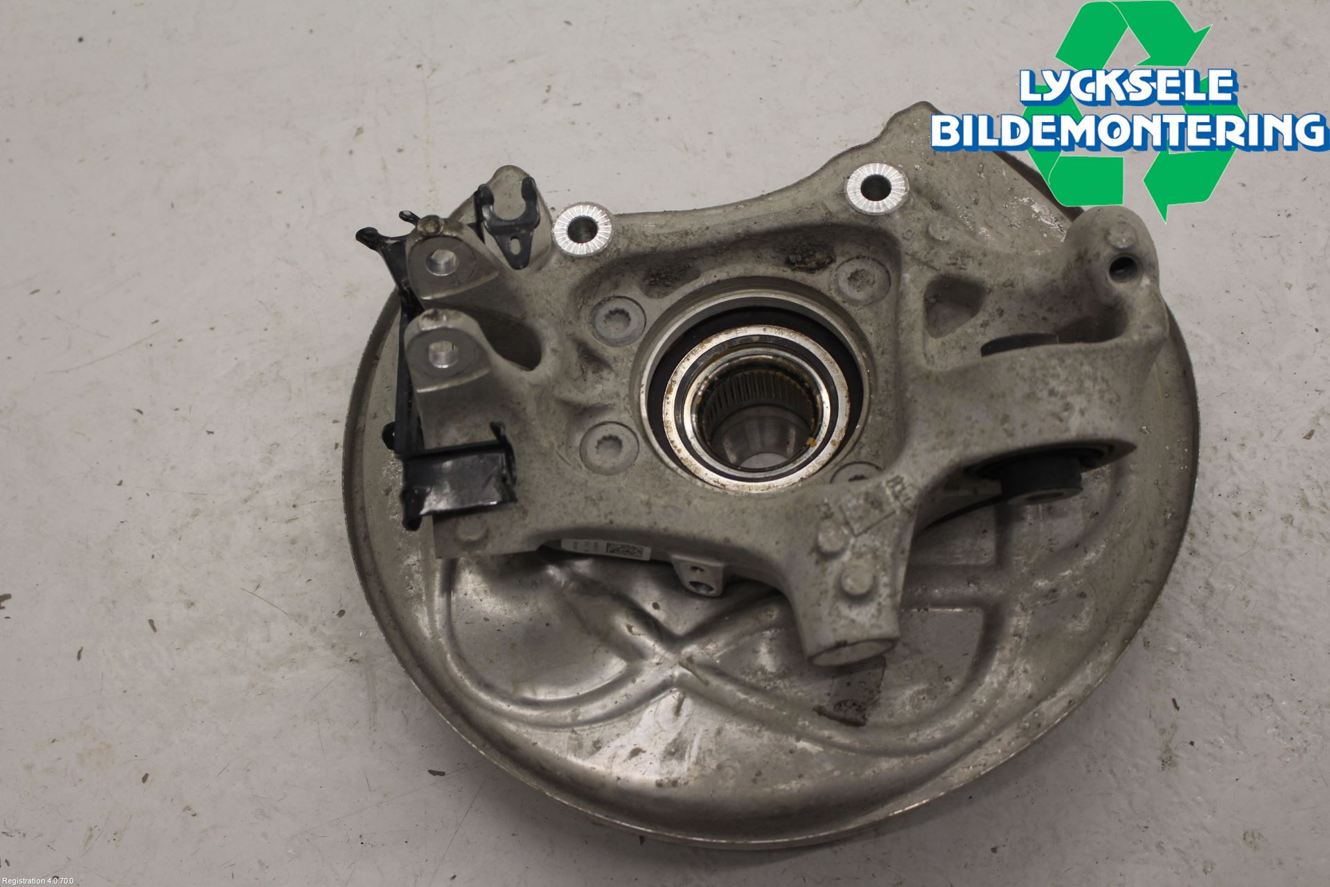 Audi A6 F2/C8 19- Hjullagerhus-Spindel Vä B