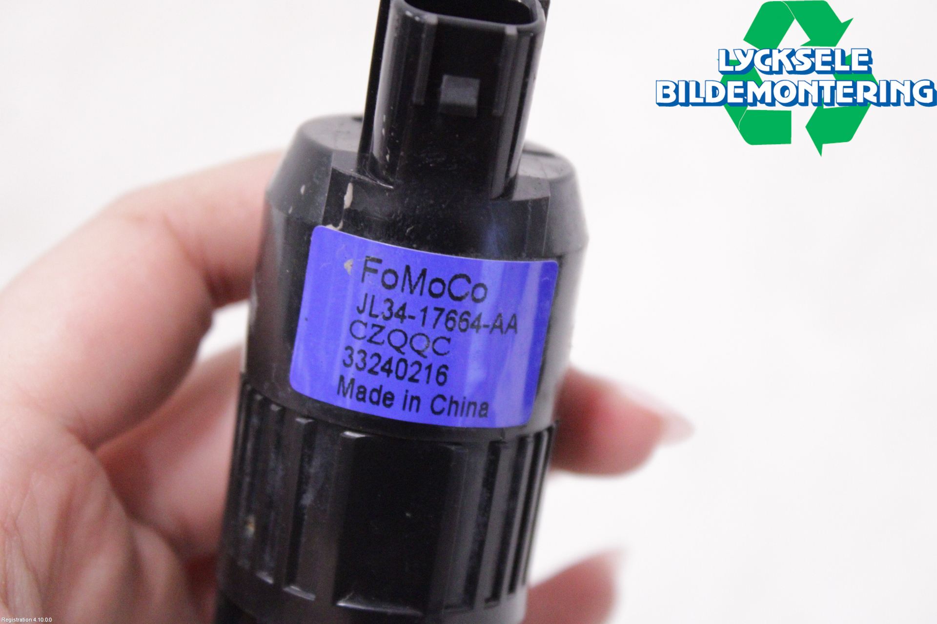 Ford TRANSIT/TOURNEO CONNECT 13-22 Spolarpump Vindruta