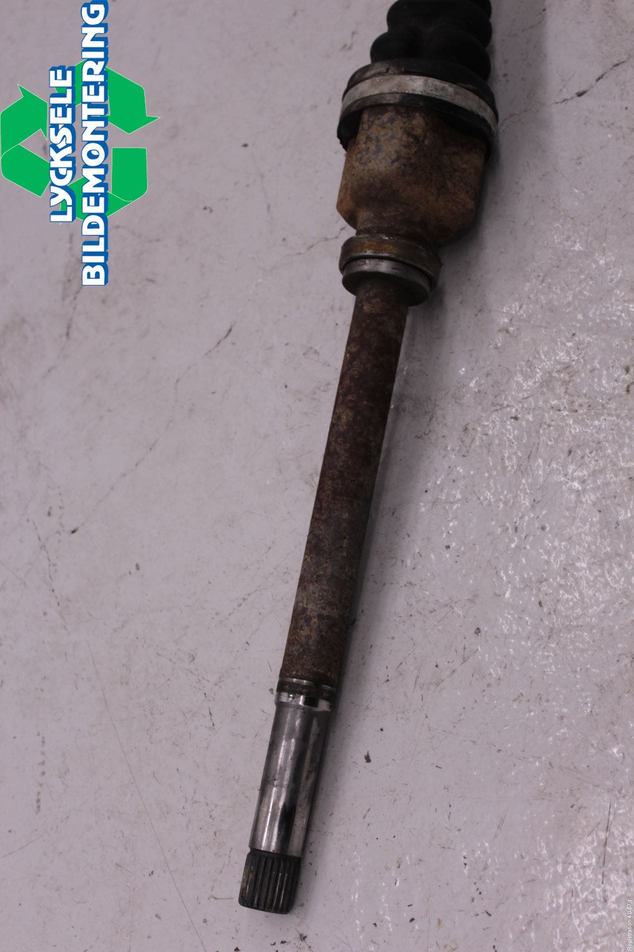 Peugeot PARTNER 08-15 Drivaxel Fram Höger