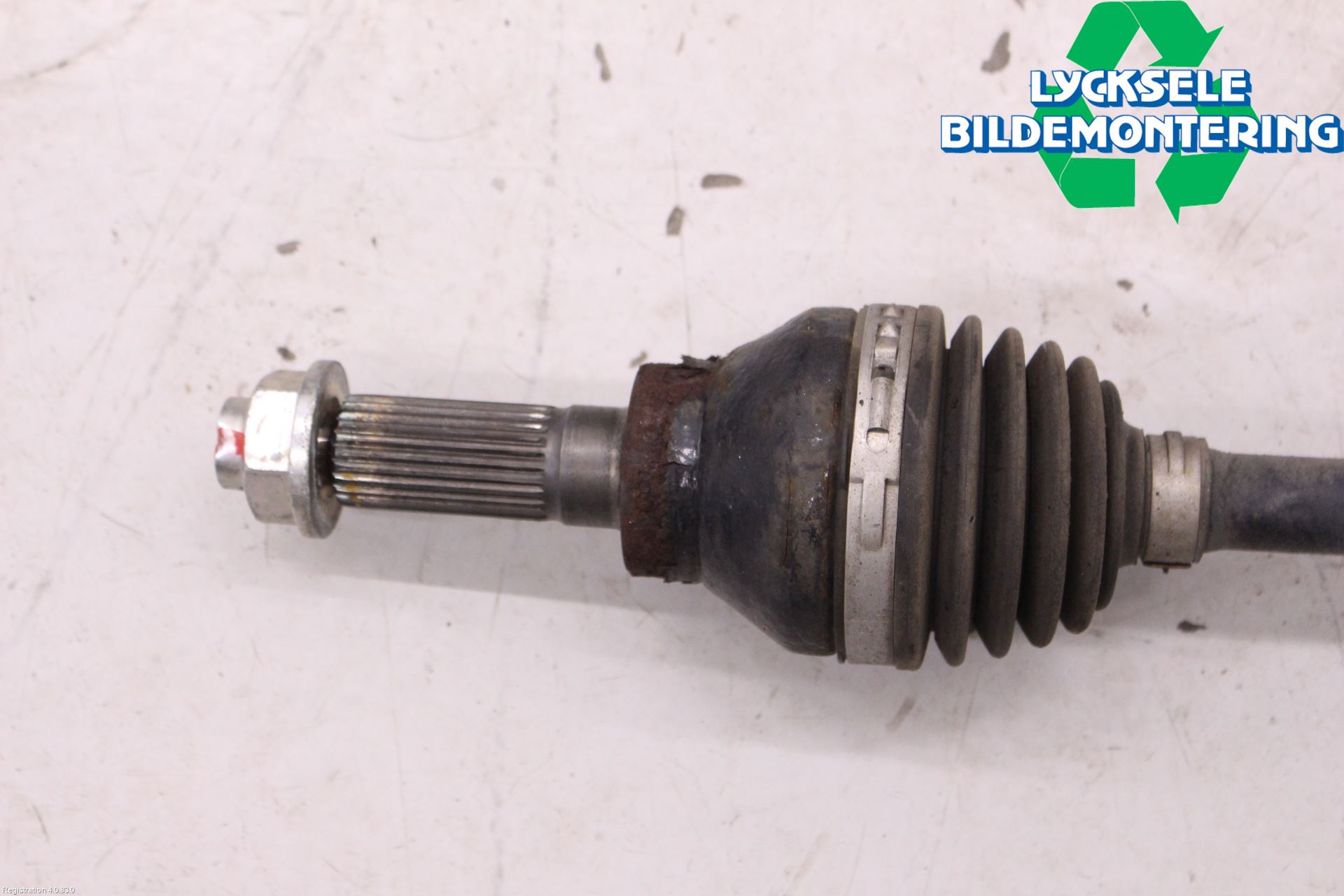 Suzuki SX4 S-CROSS 14-21 Drivaxel Bak Höger