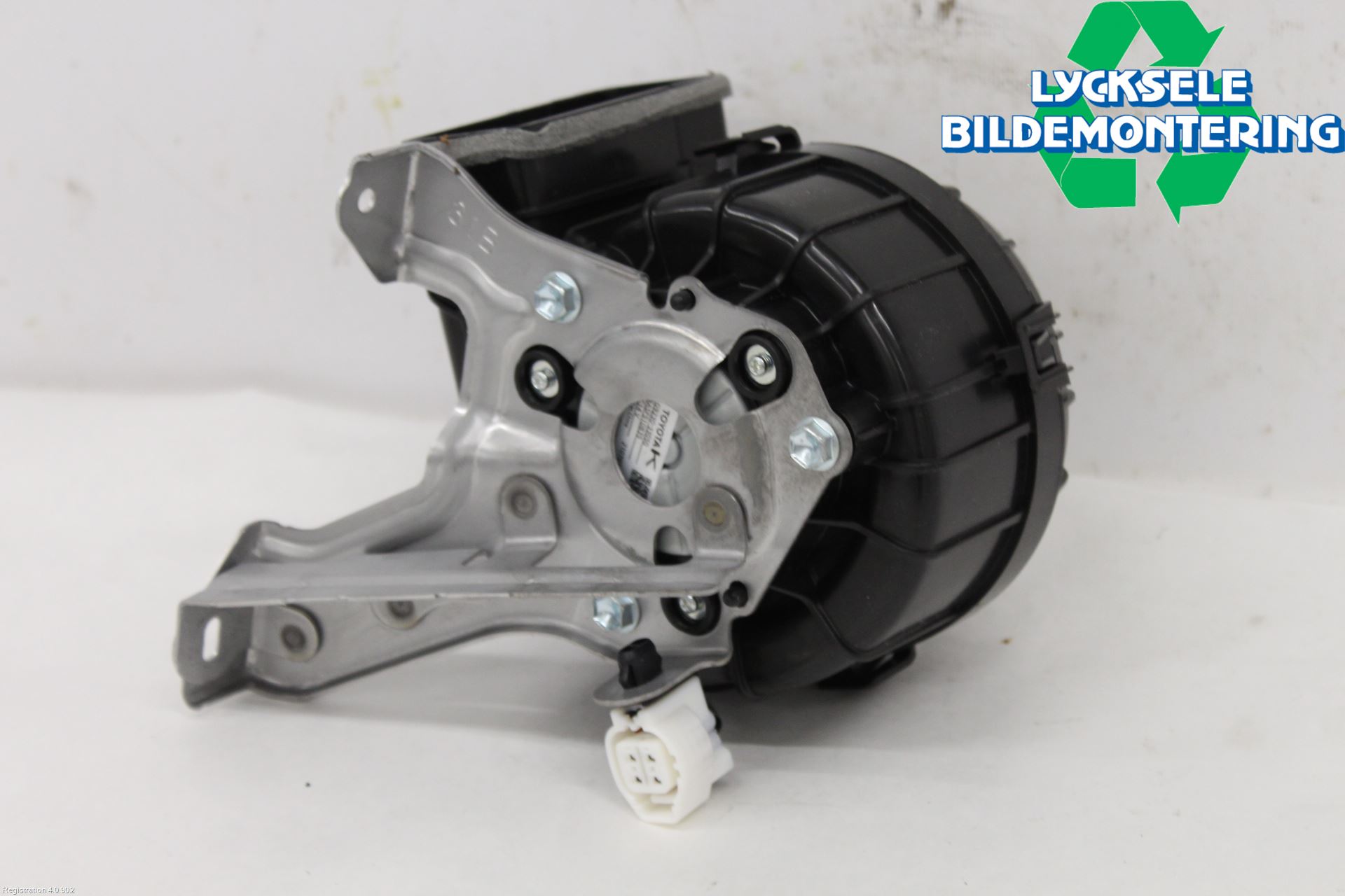 Toyota RAV4 19- Kylfläkt El