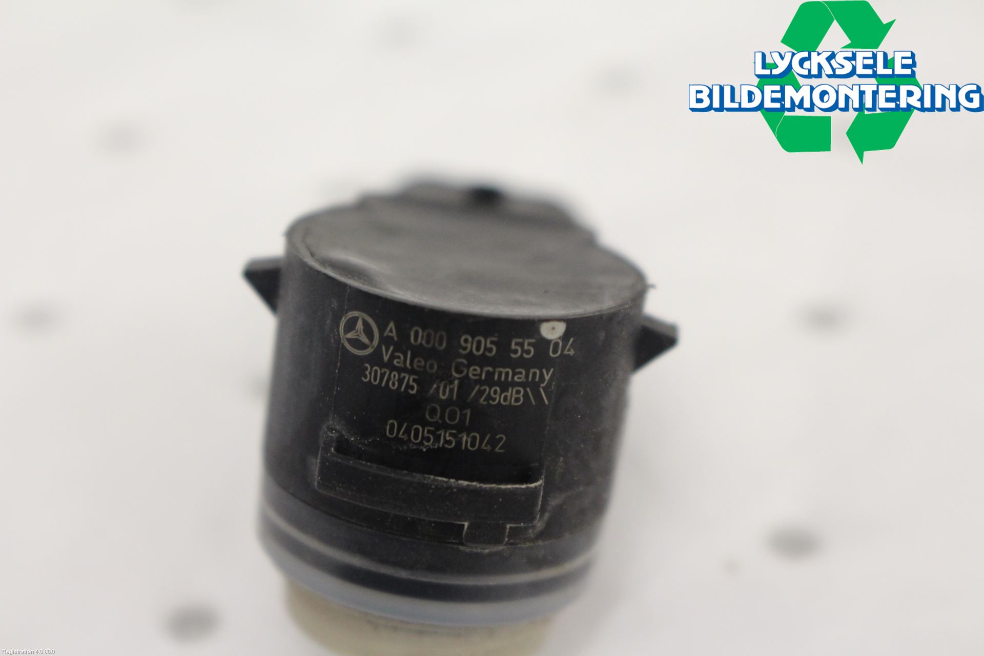 Mercedes-Benz MB C-KLASS (W205) 14-21 Parkeringshjälp Frontsensor