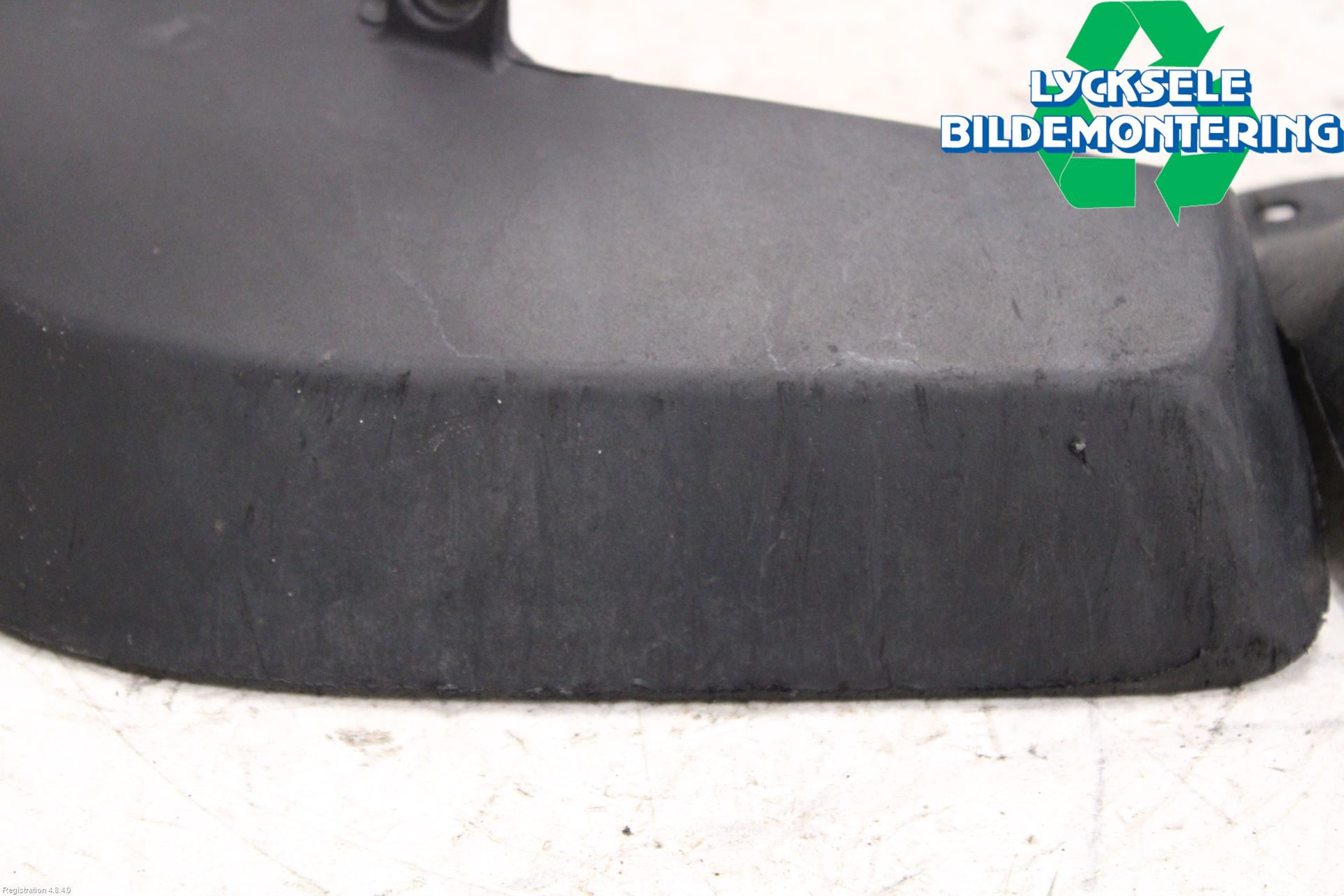 Audi A4 12-15 Stänkskydd