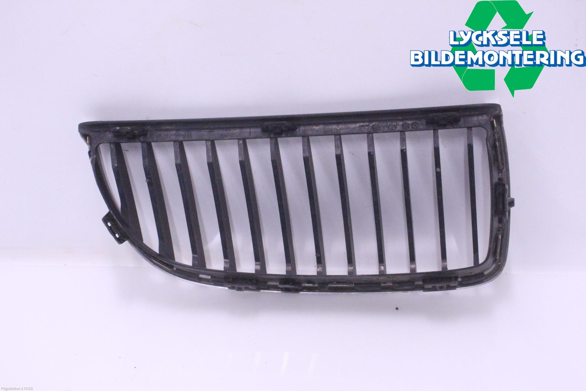 BMW 3 E90/91 SED/TOU 05-12 Grilldel Vänster