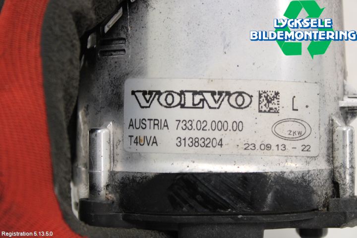 Volvo XC70 14-16 Dimljus-Varselljus Fram