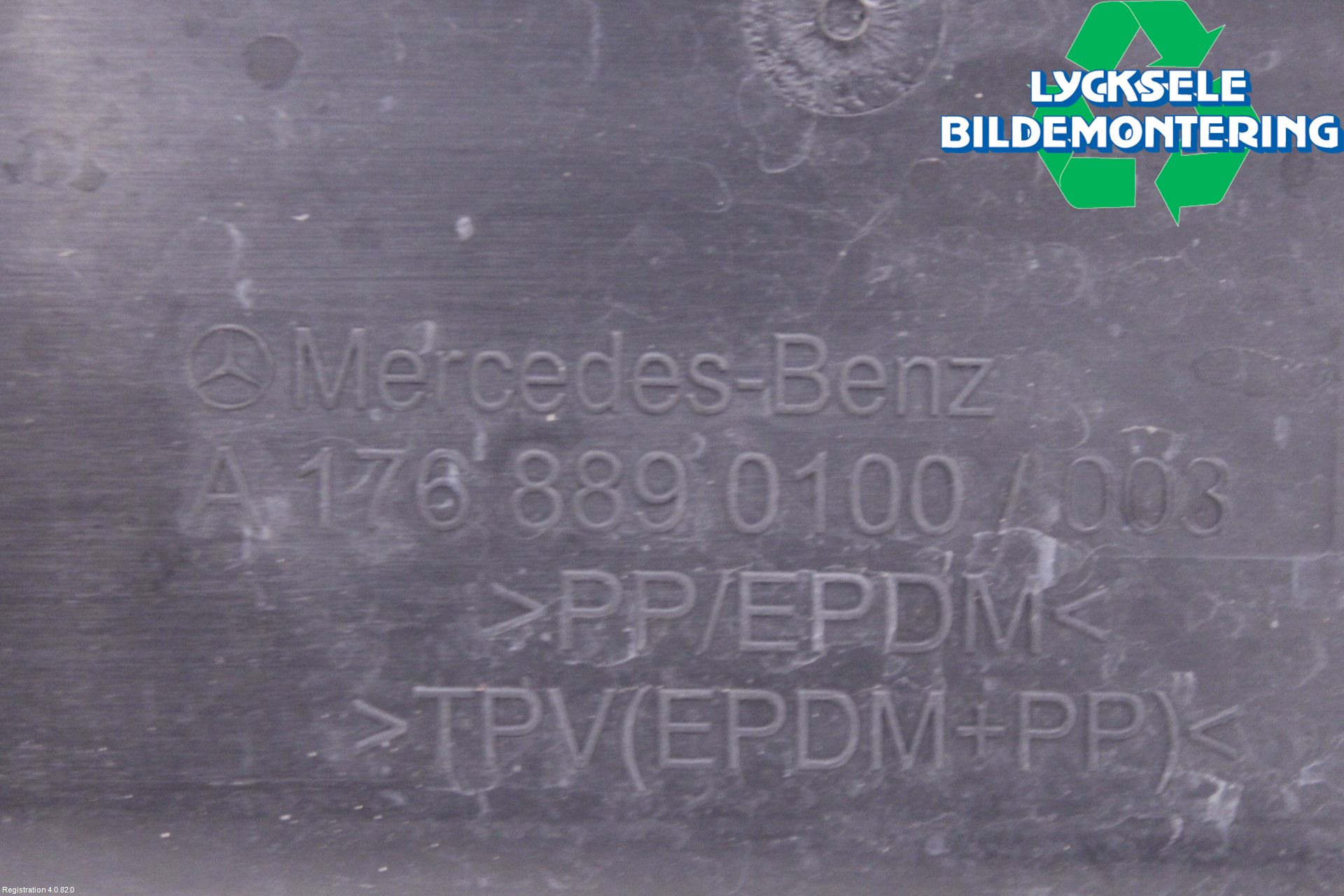 Mercedes-Benz MB A-KLASS (W176) 13-18 Skärmfäste Fram Hö