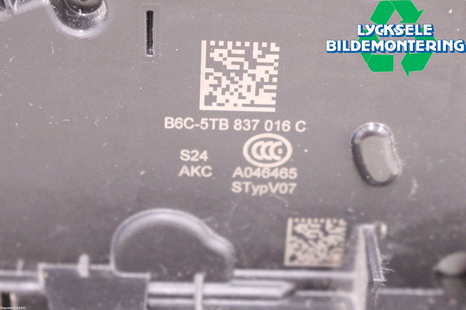 Audi A3/S3 8Y 21- Låskista-Dörrlås