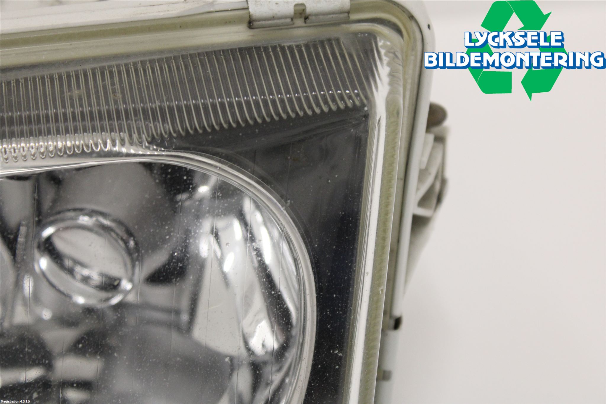 Volvo S40/V40    96-04 Strålkastare Vänster