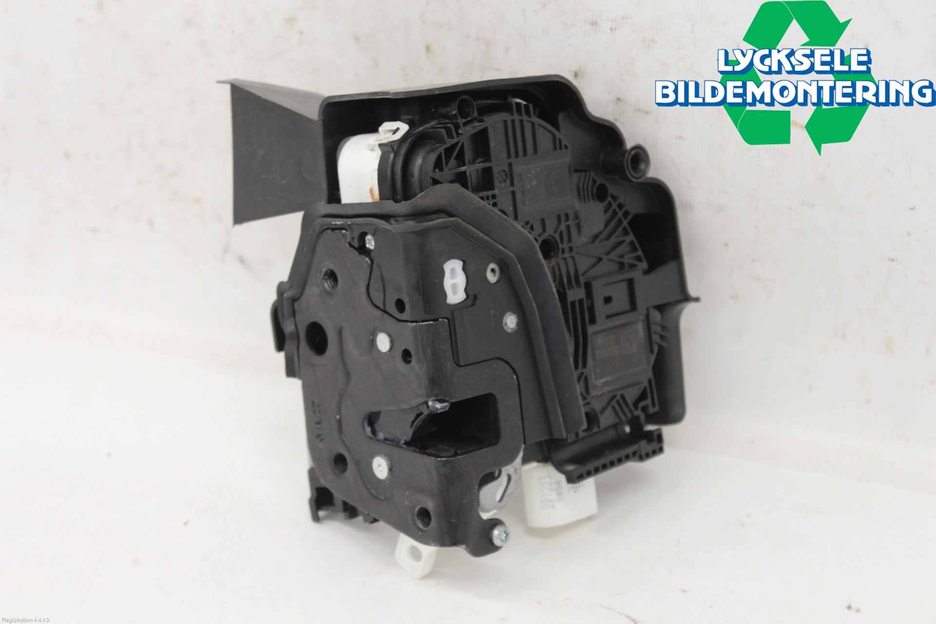 Audi A4/S4 B9 20- Låskista-Dörrlås