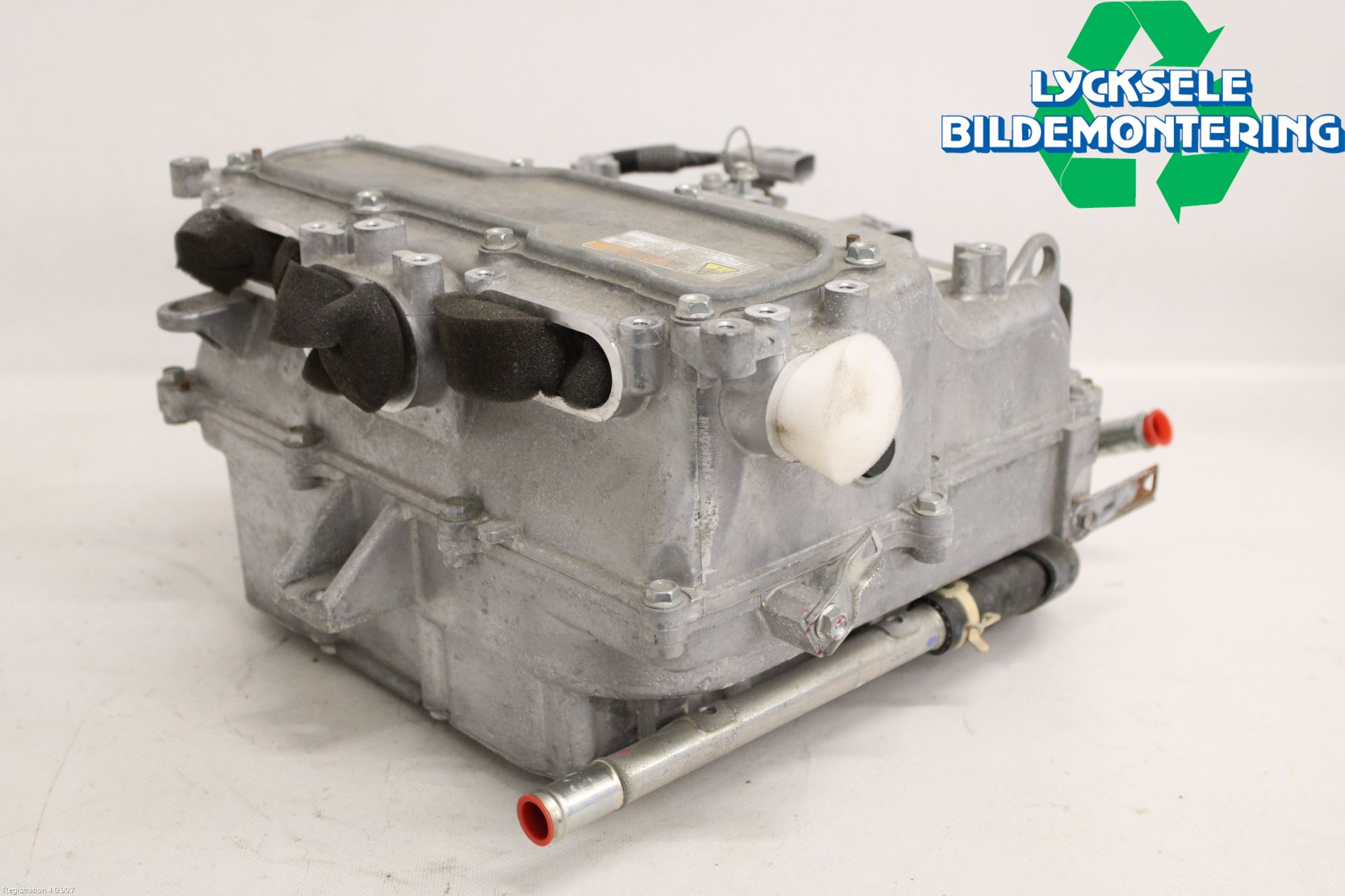 Mitsubishi OUTLANDER 13-21 Hybridconverter