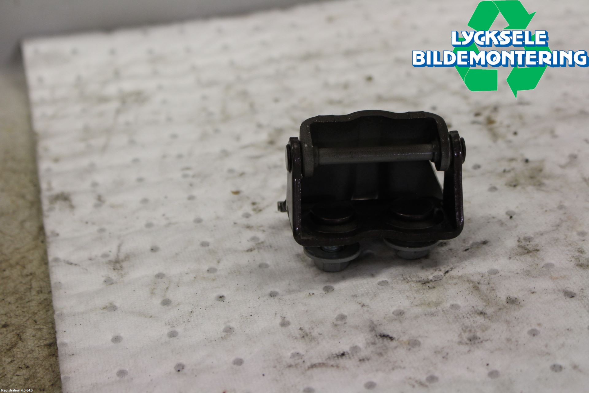 Subaru OUTBACK 15-20 Bakluckegångjärn Hö