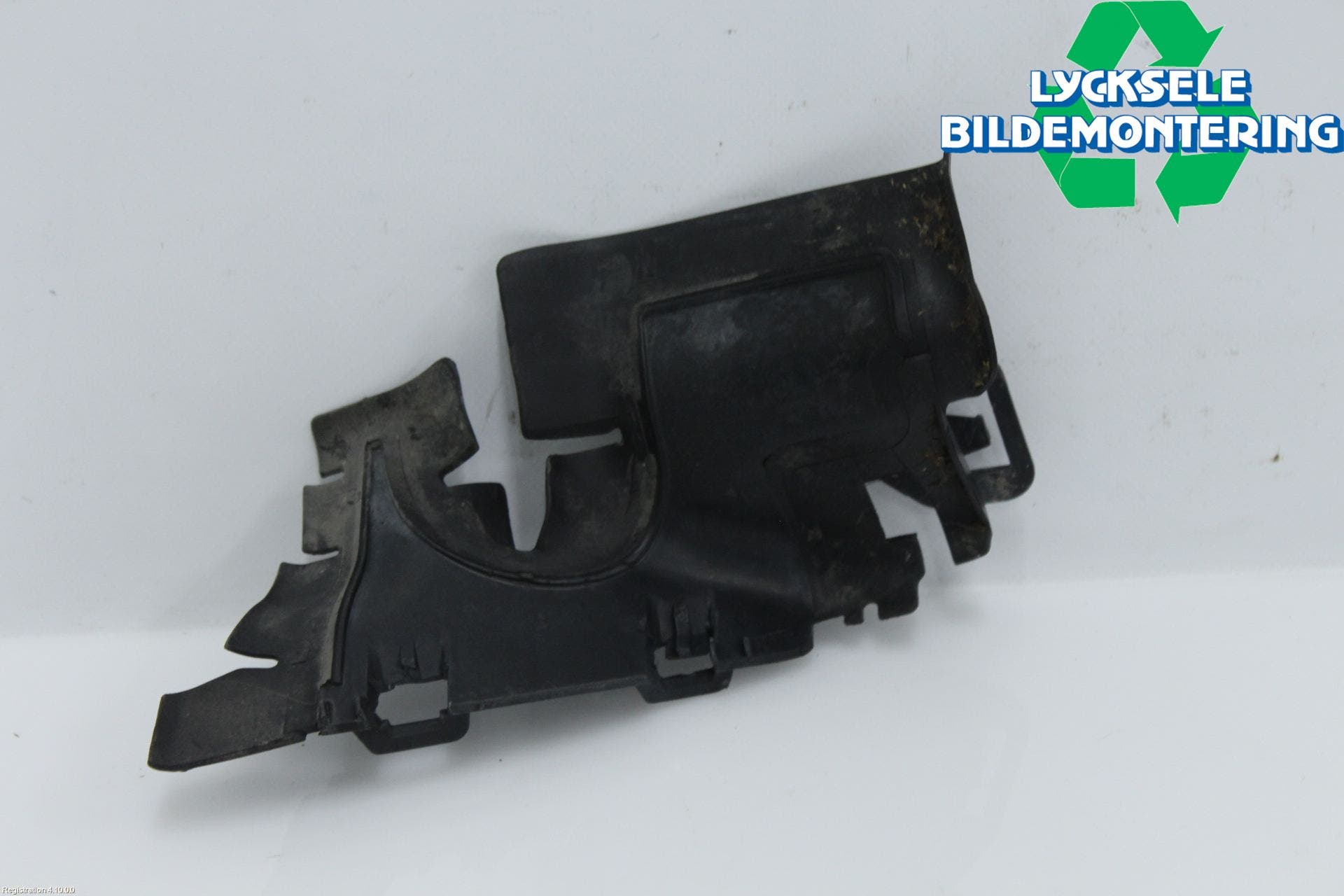 Volvo XC70 08-13 Stötfångardel Fram Hö