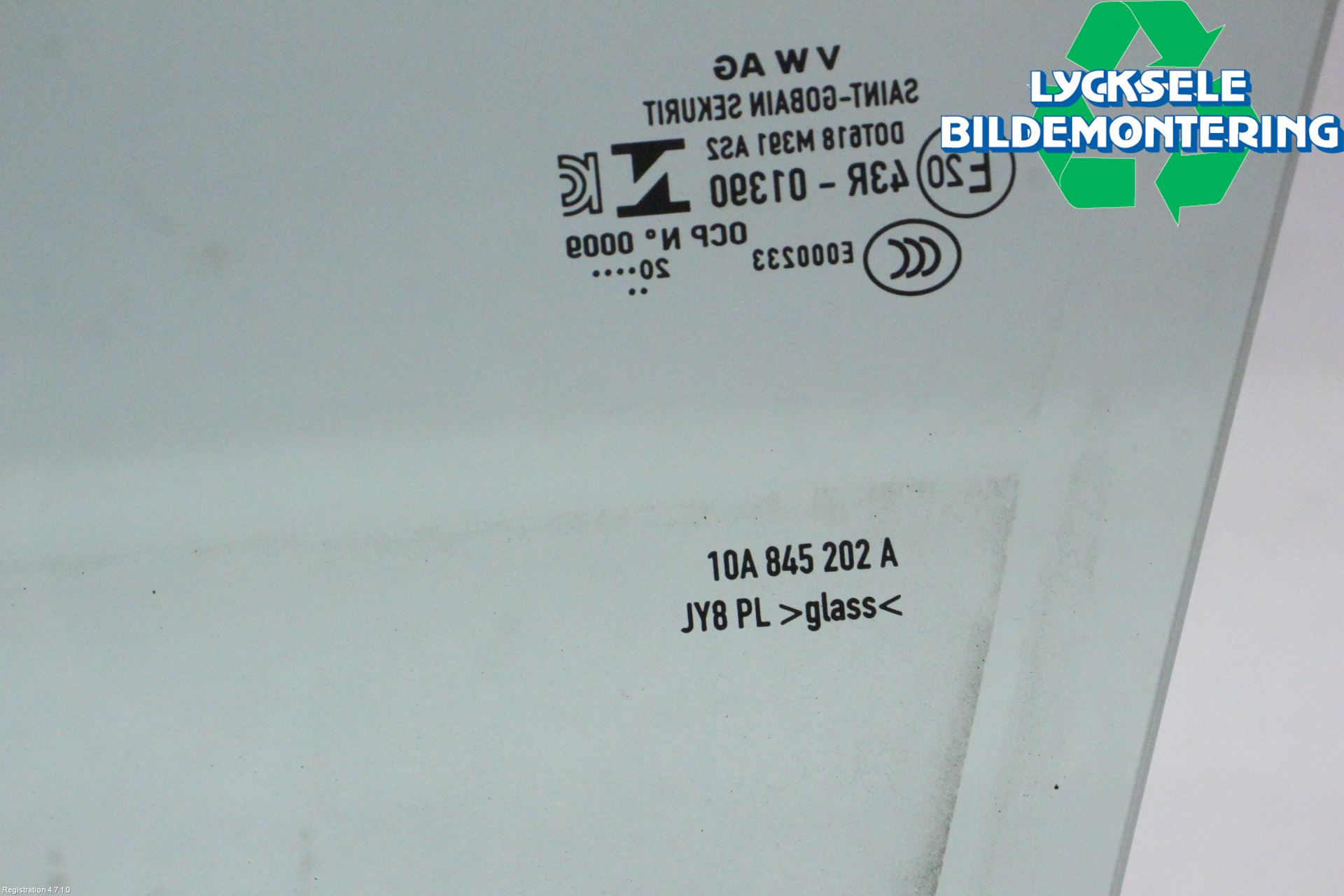 Volkswagen VW ID.3 21- Dörruta Fram Höger