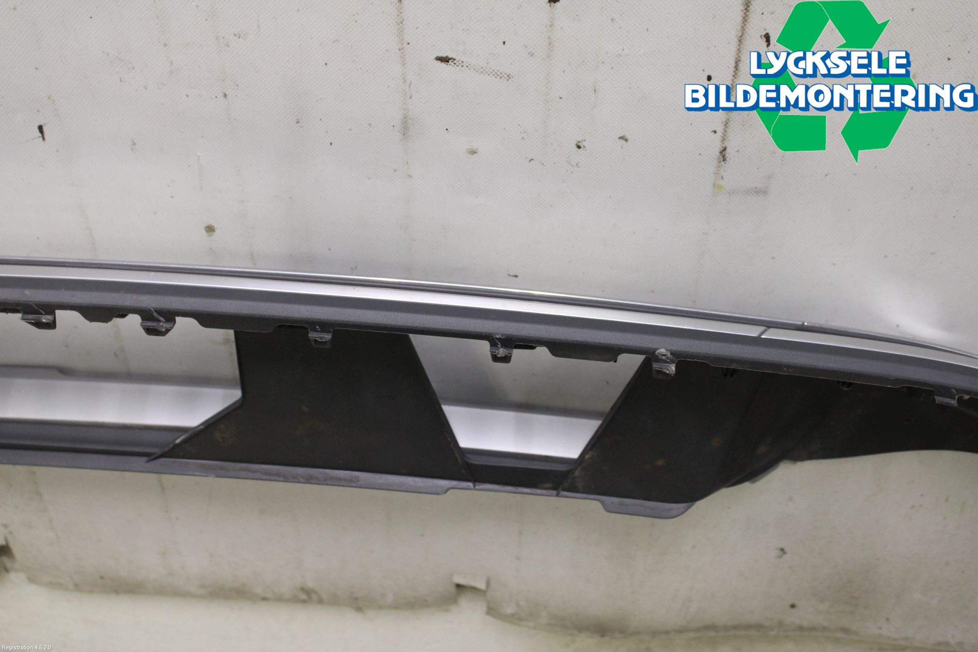 Volkswagen VW PASSAT 20-24 Spoiler Bak