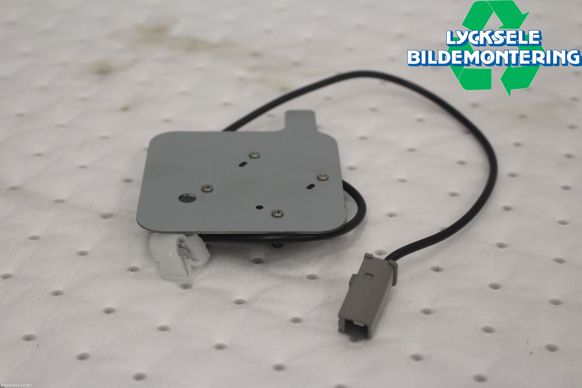 Mitsubishi OUTLANDER 13-21 Antenn El