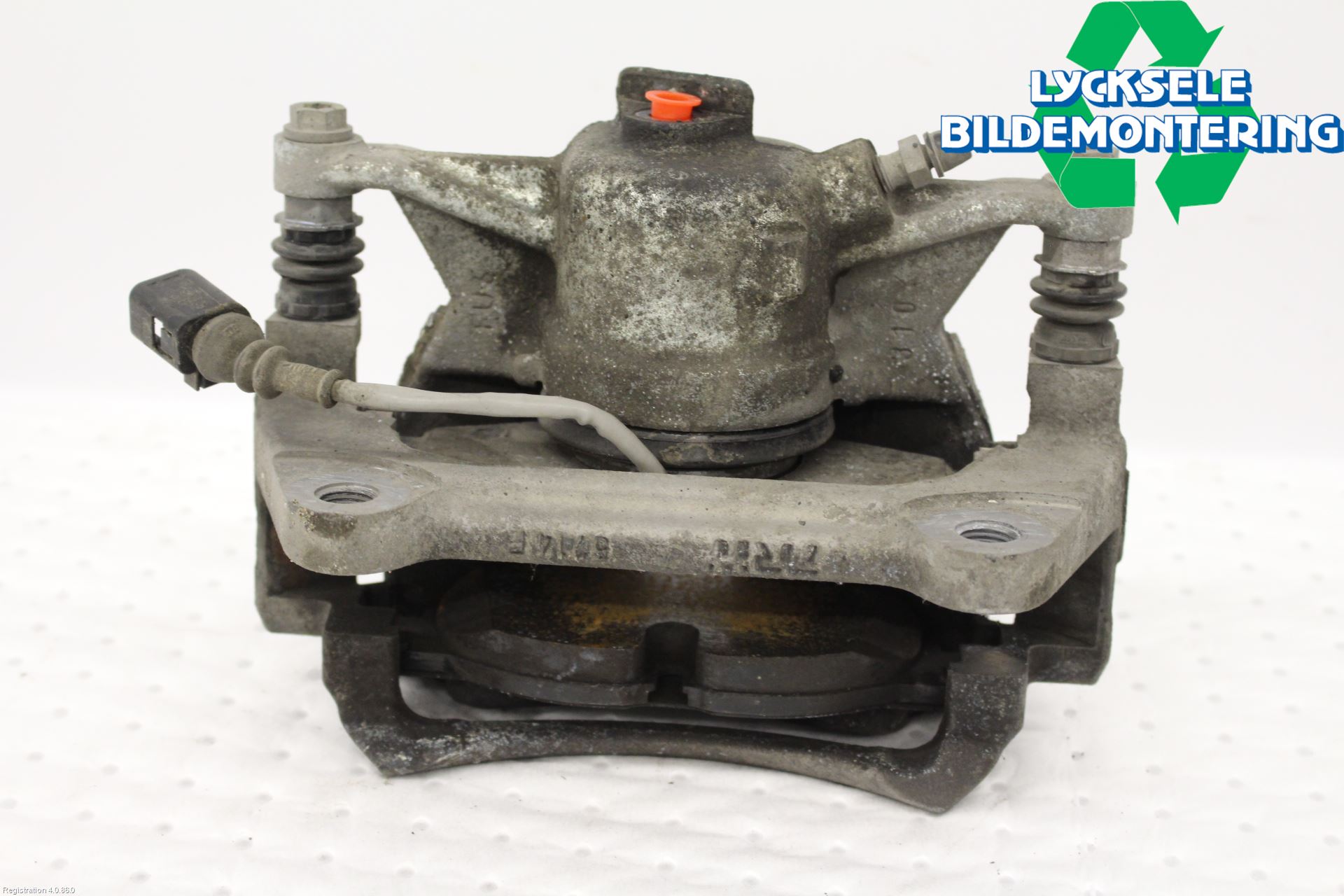 Volkswagen VW PASSAT 20-24 Bromsok Fram Höger