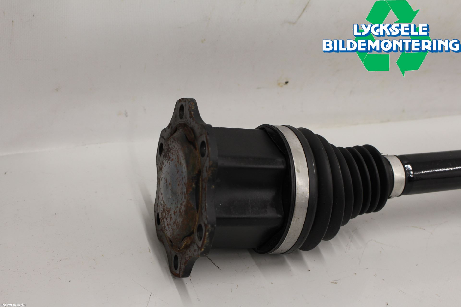 Audi A5 17- Drivaxel Fram Höger