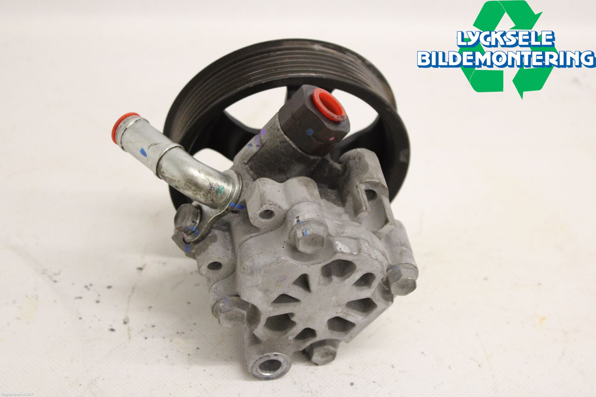 Toyota HILUX 16- Styrservopump