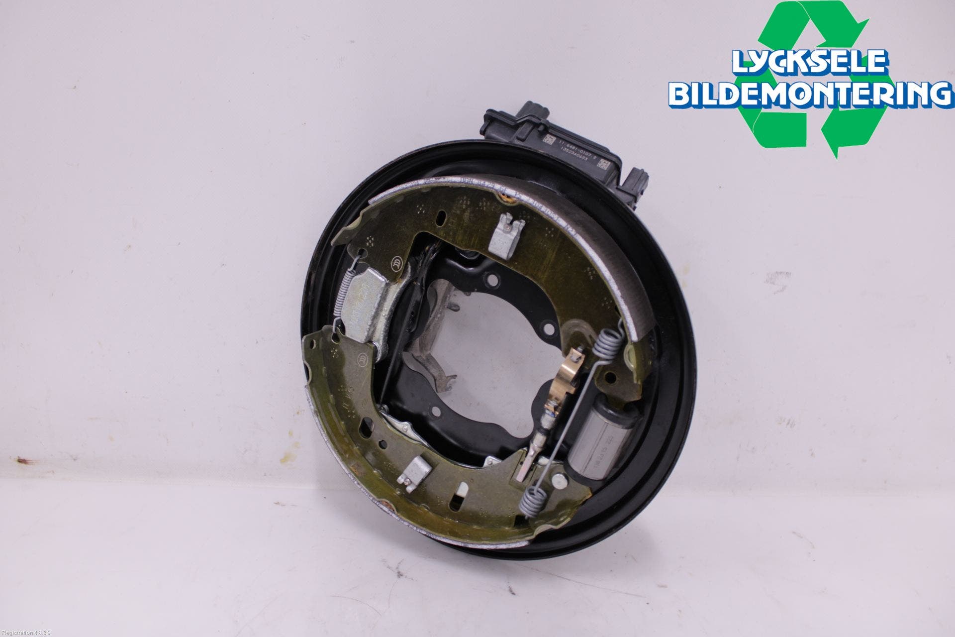 Volkswagen VW ID.4 21- Bromssköld Bak