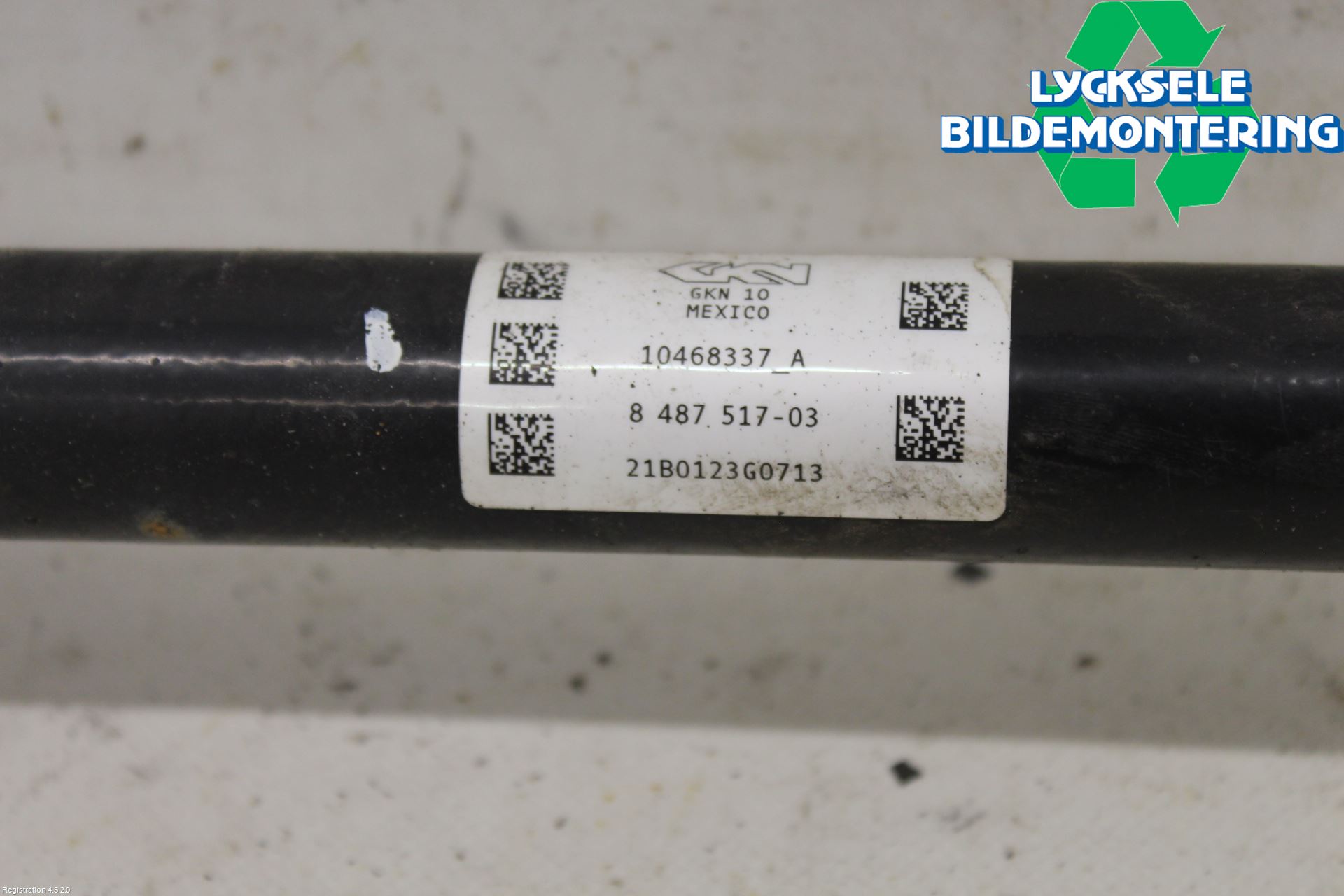 BMW X7 G07 19- Drivaxel Bak Vänster