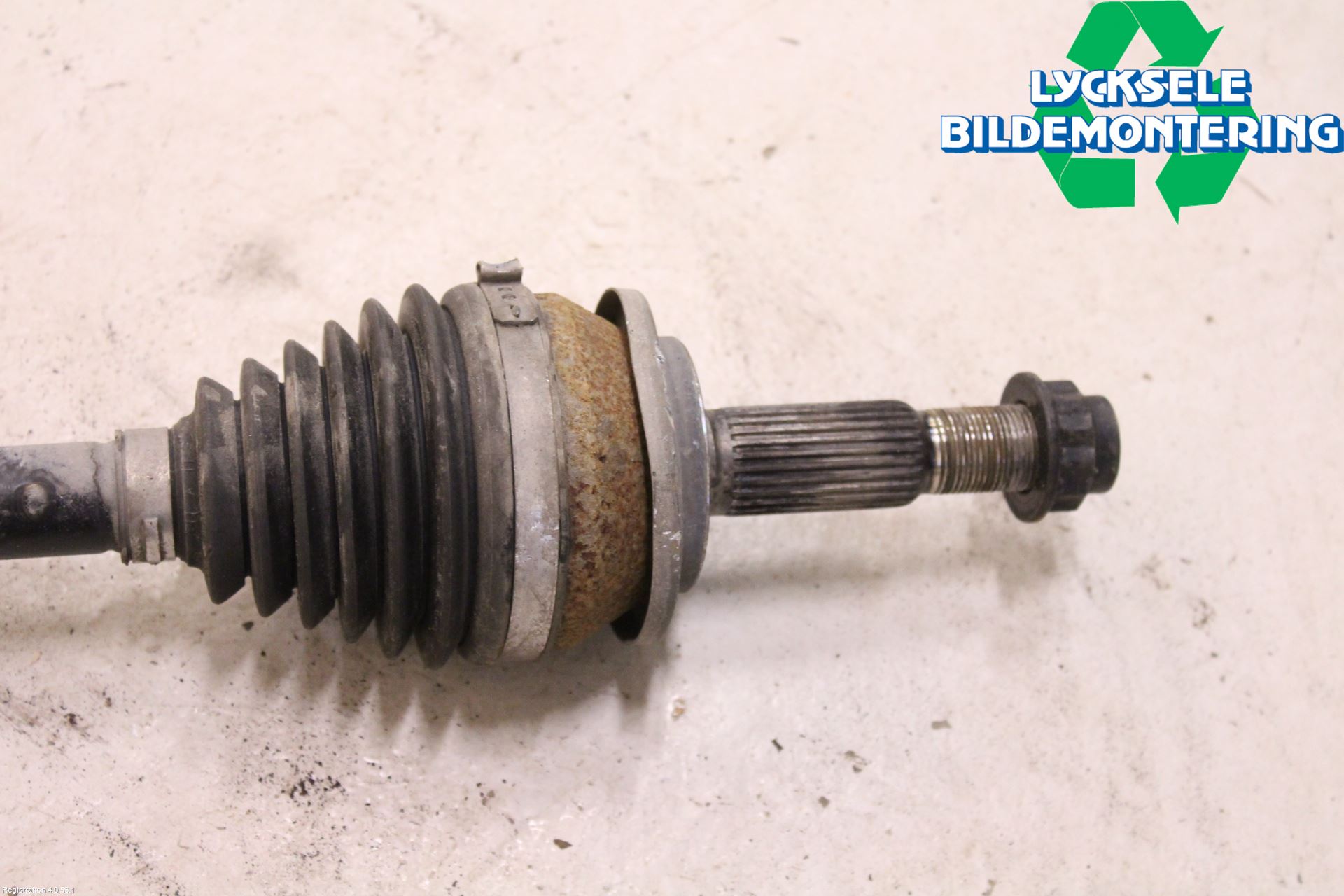 Toyota VERSO 09-18 Drivaxel Fram Vänster