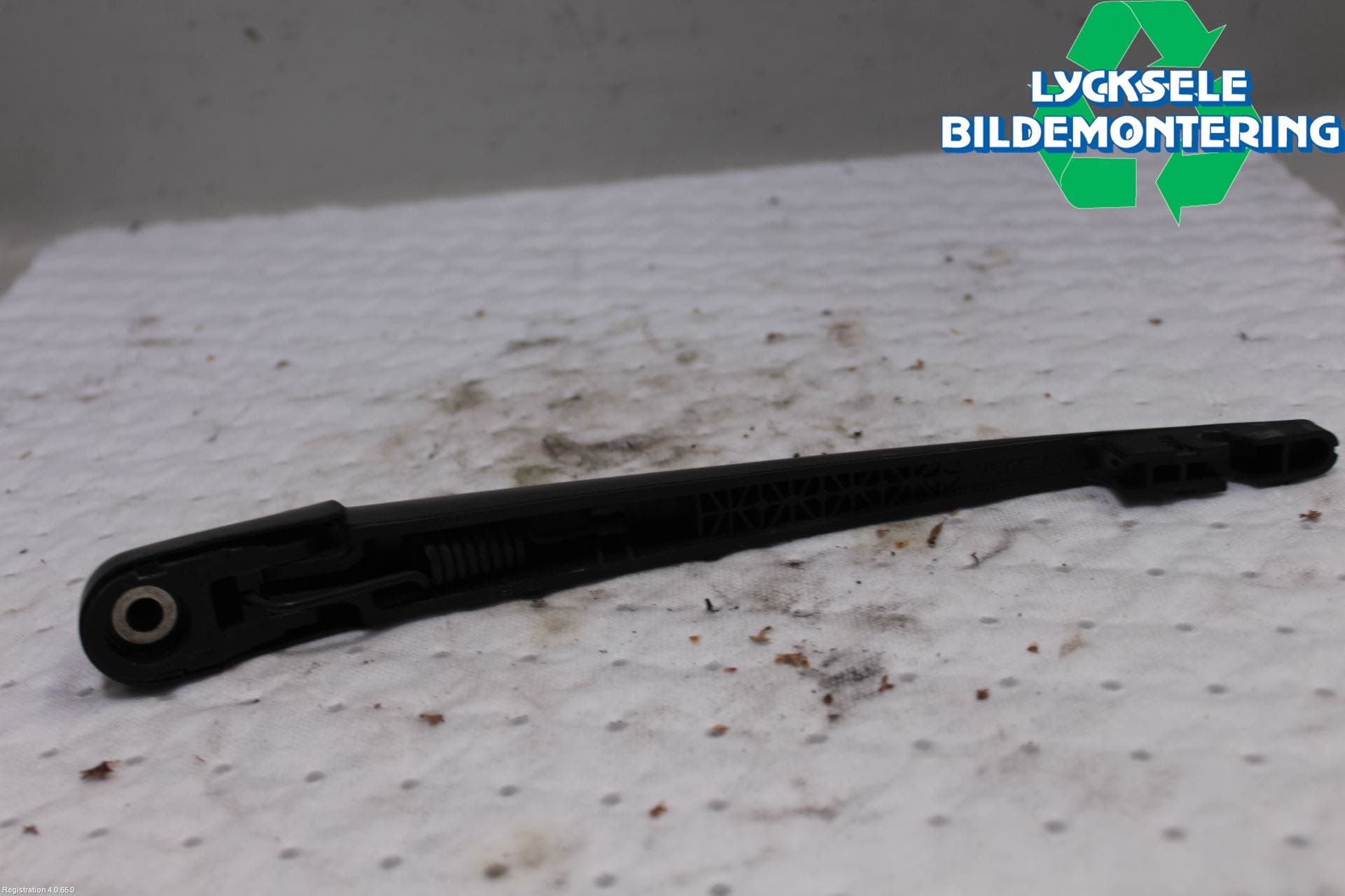 Subaru OUTBACK 15-20 Torkararm-Bakruta