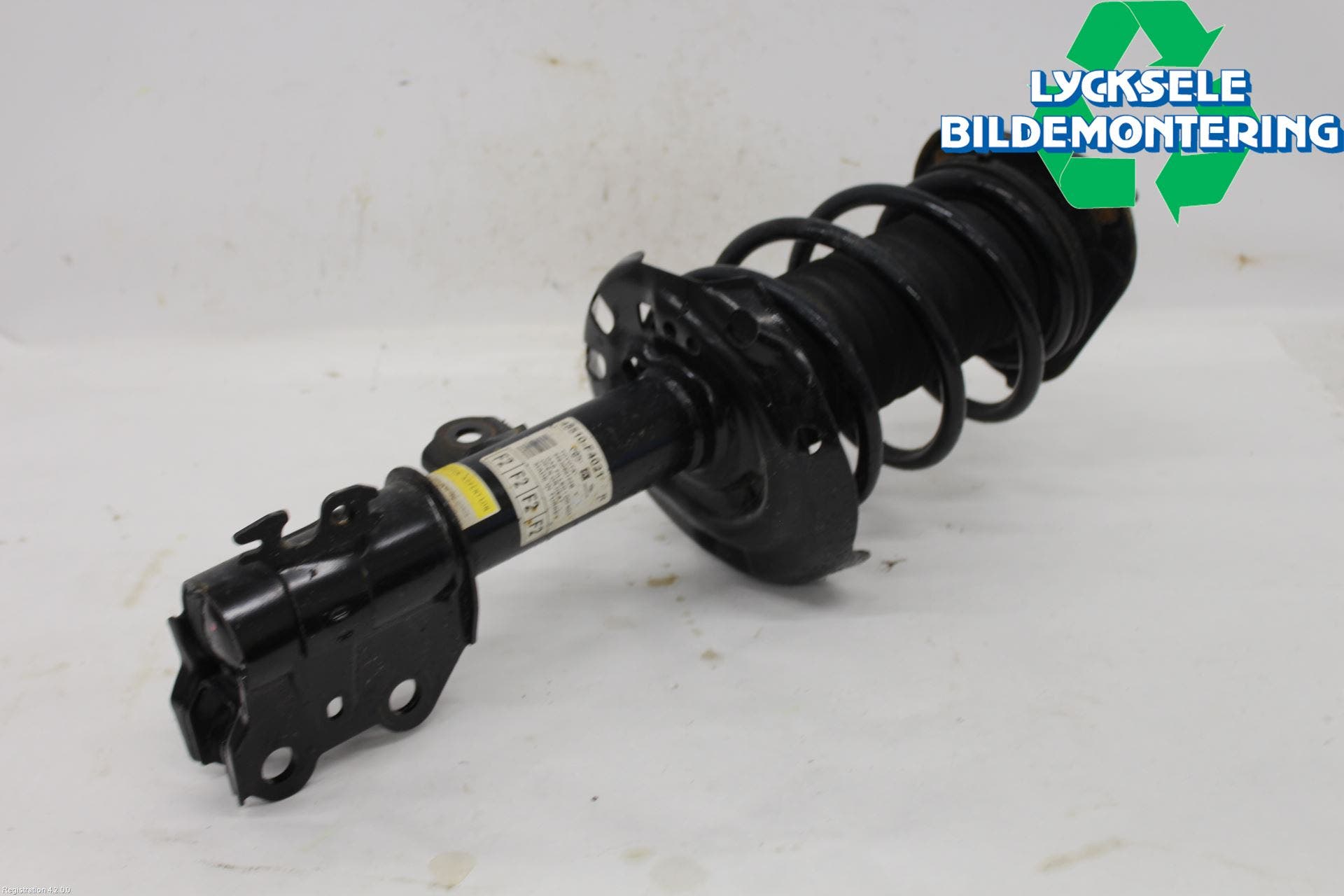 Toyota C-HR 16-23 Fjäderben Fram Höger