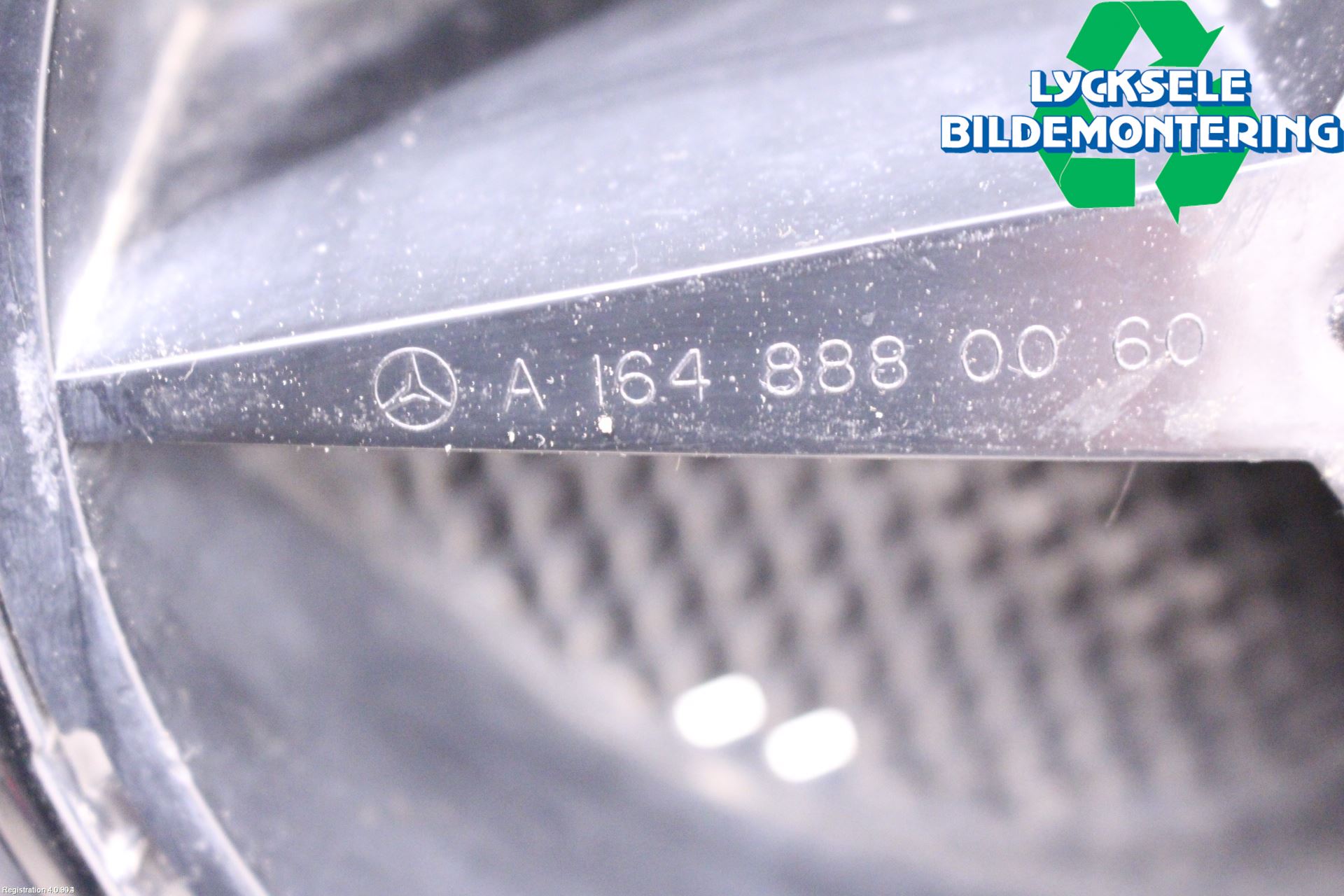 Mercedes-Benz MB ML (W164) 05-11 Grill-Galler
