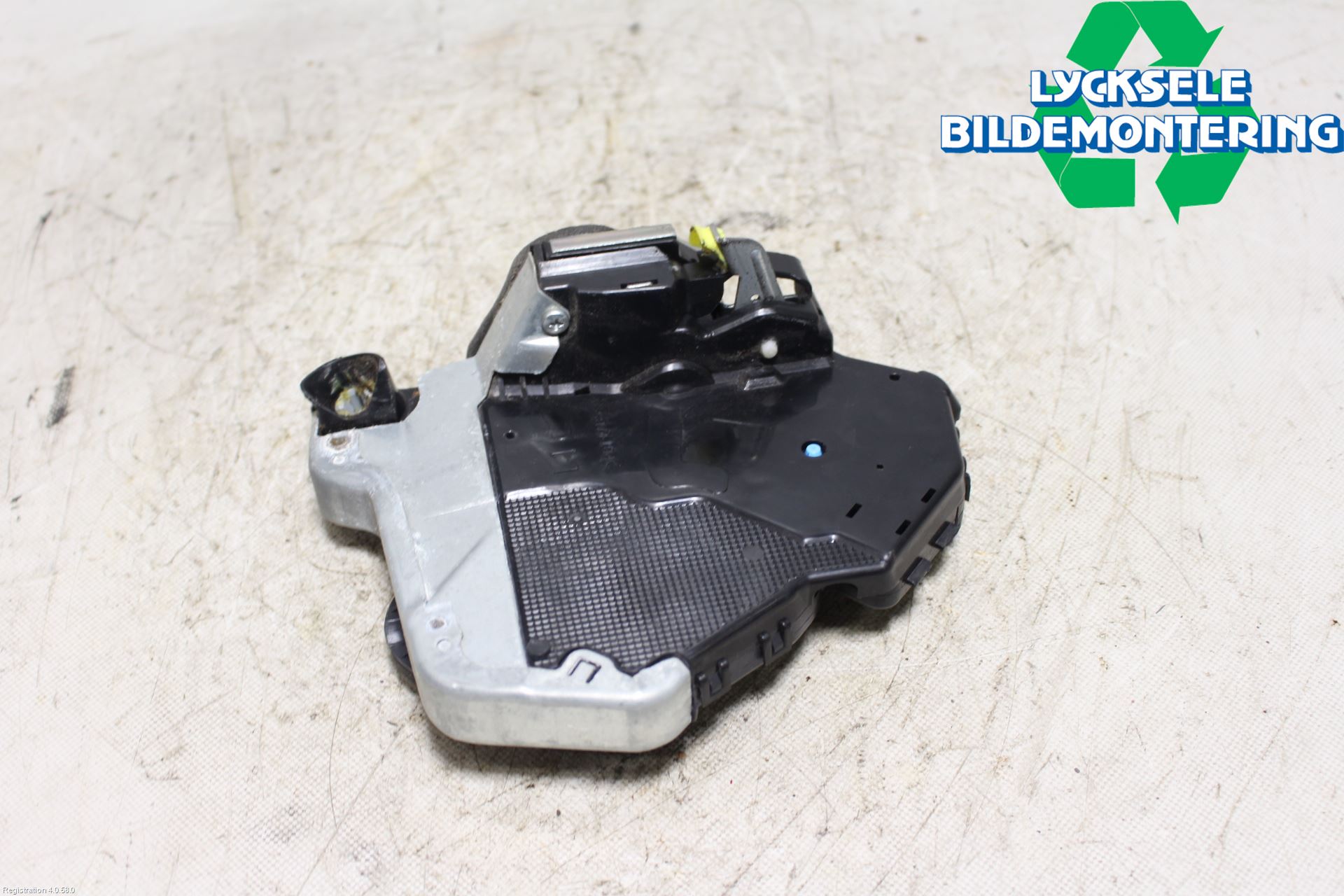 Lexus IS 250/350 14-20 Låskista-Dörrlås