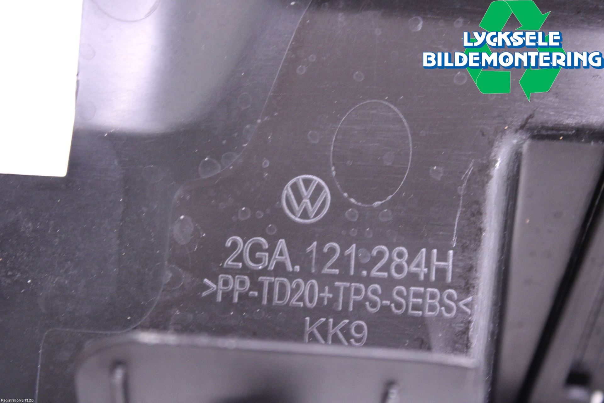 Volkswagen VW T-ROC 18- Deflektor Plåt-Plast Kylning