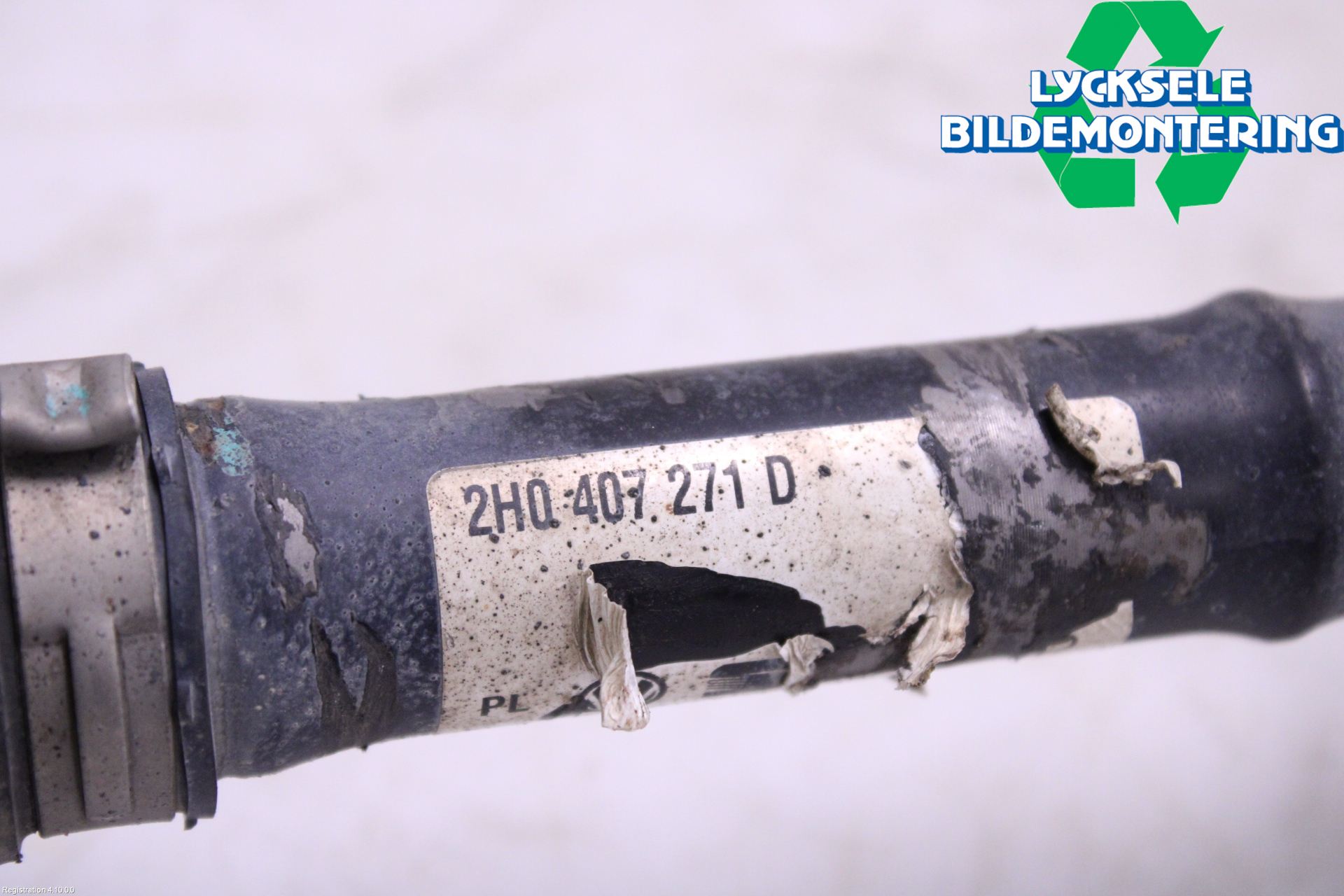 Volkswagen VW AMAROK 2H 10-22 Drivaxel Fram Höger