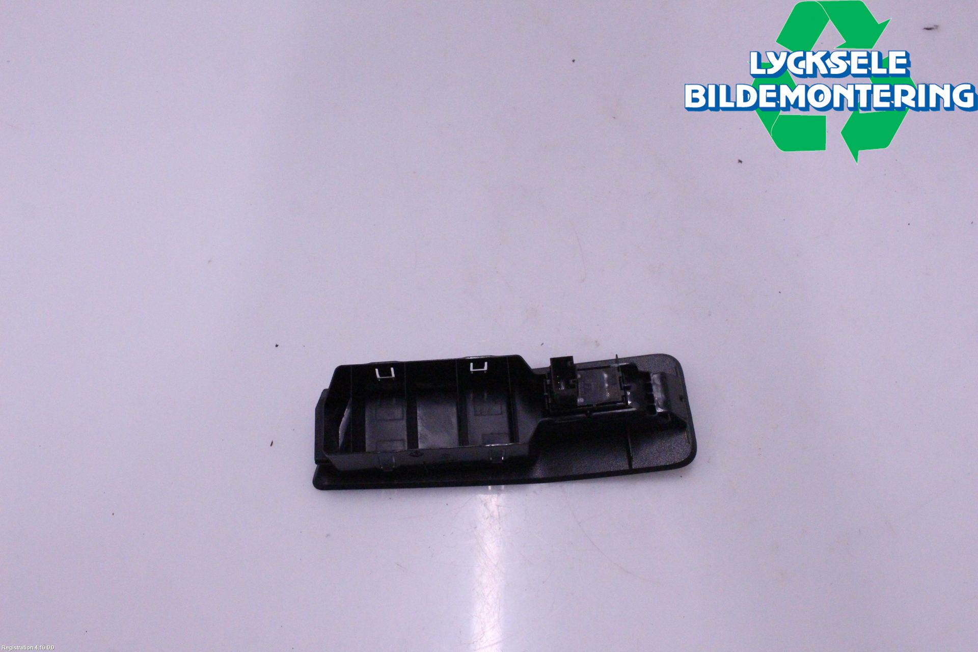 Volkswagen VW T-ROC 18- Strömställare Elhiss