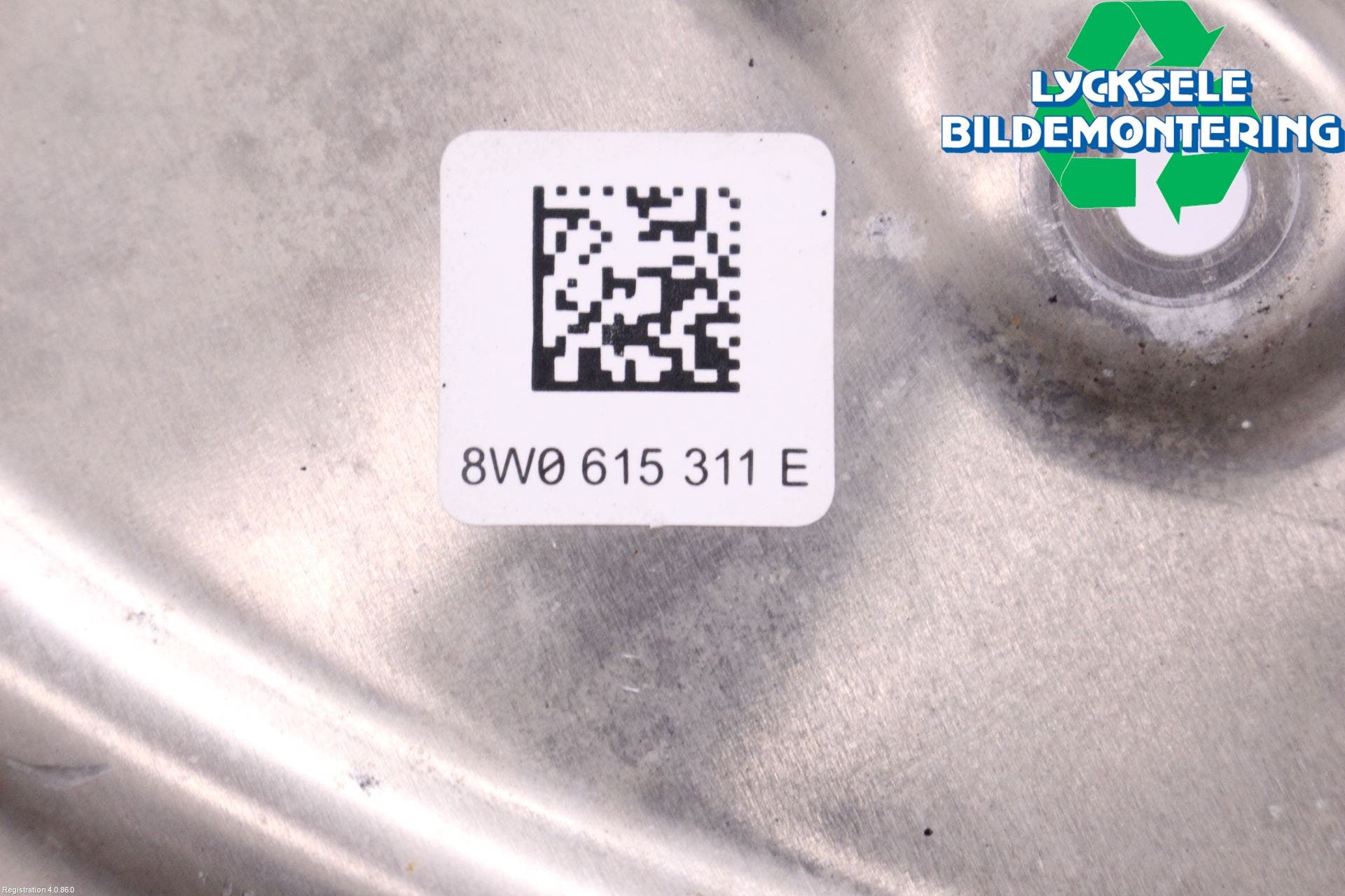 Audi A4/S4 B9 20- Bromssköld Fram