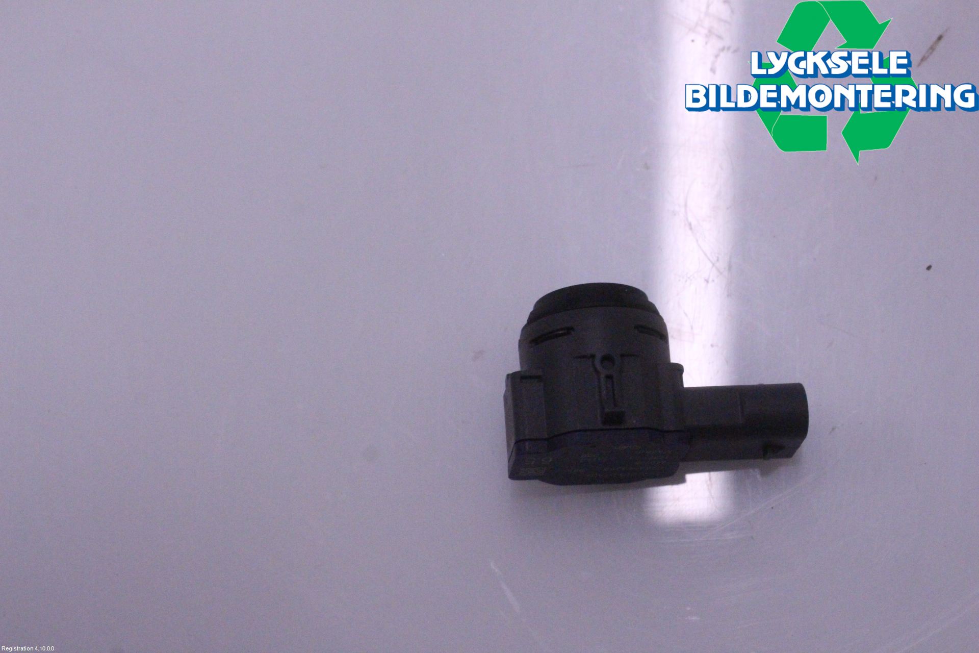 Skoda ENYAQ iV 21- Parkeringshjälp Frontsensor