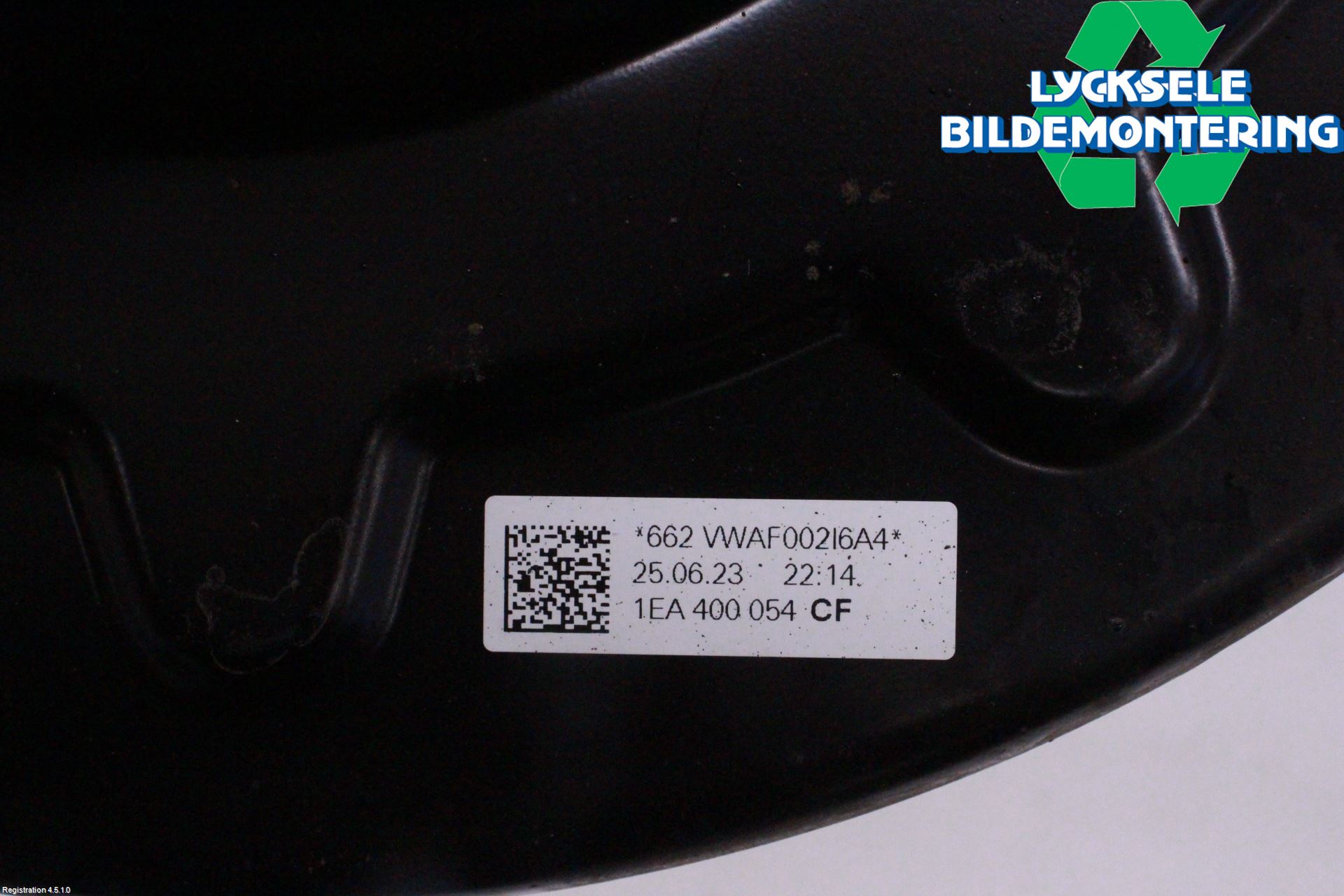 Skoda ENYAQ iV 21- Bromssköld Fram