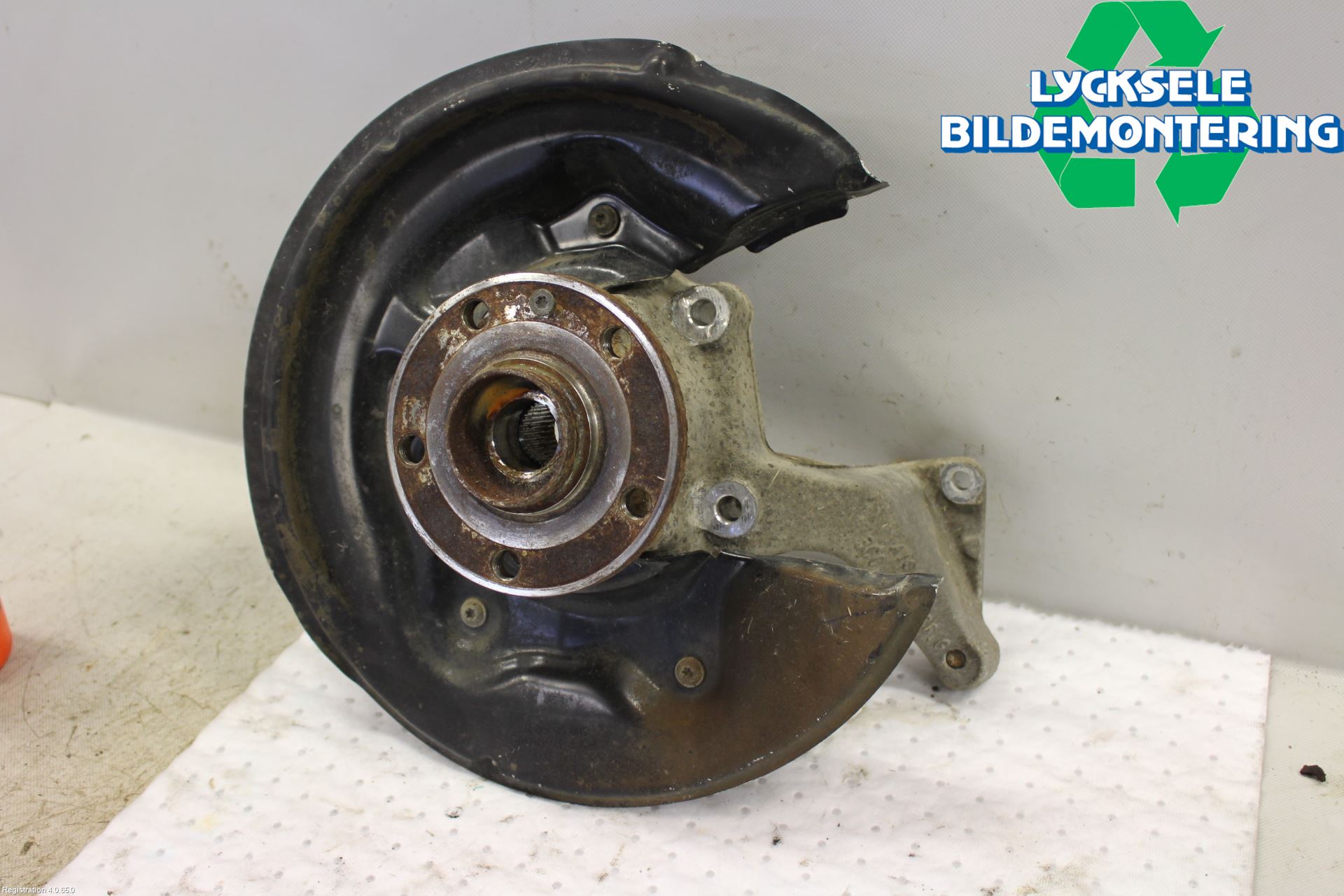 Volkswagen VW TIGUAN 07-16 Hjullagerhus-Spindel Hö B