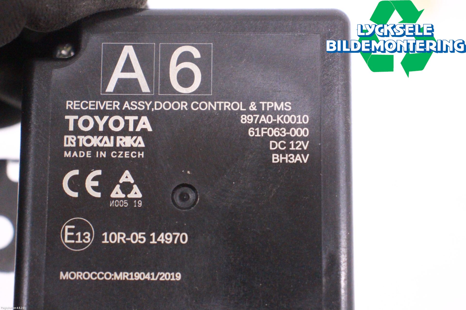 Toyota YARIS XP21 20- Styrenhet Dörr