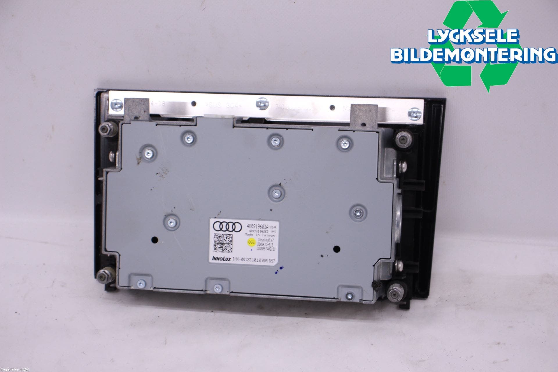 Audi A6 F2/C8 19- Bildskärm