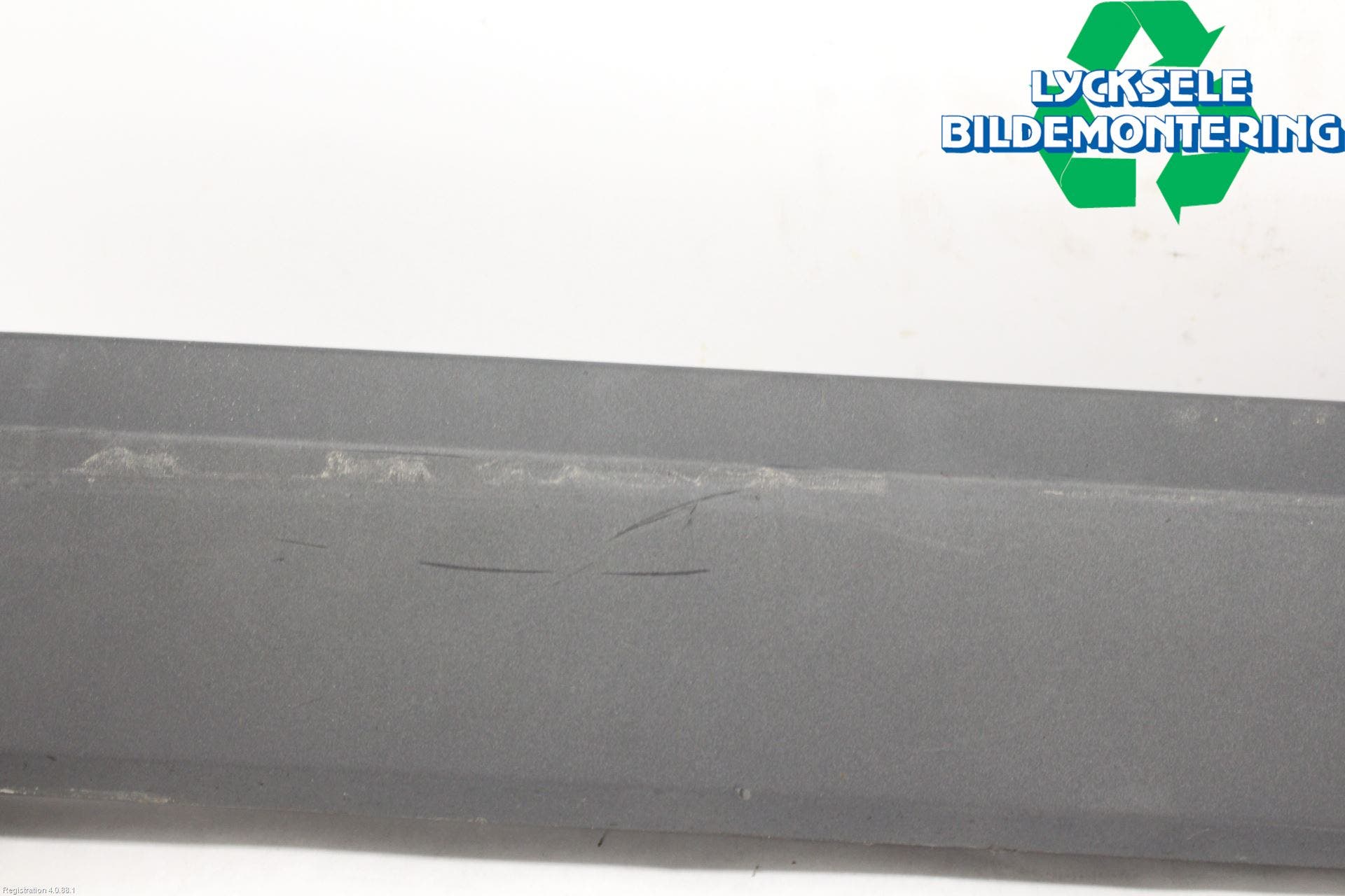 Volkswagen VW PASSAT 15-19 List Vä